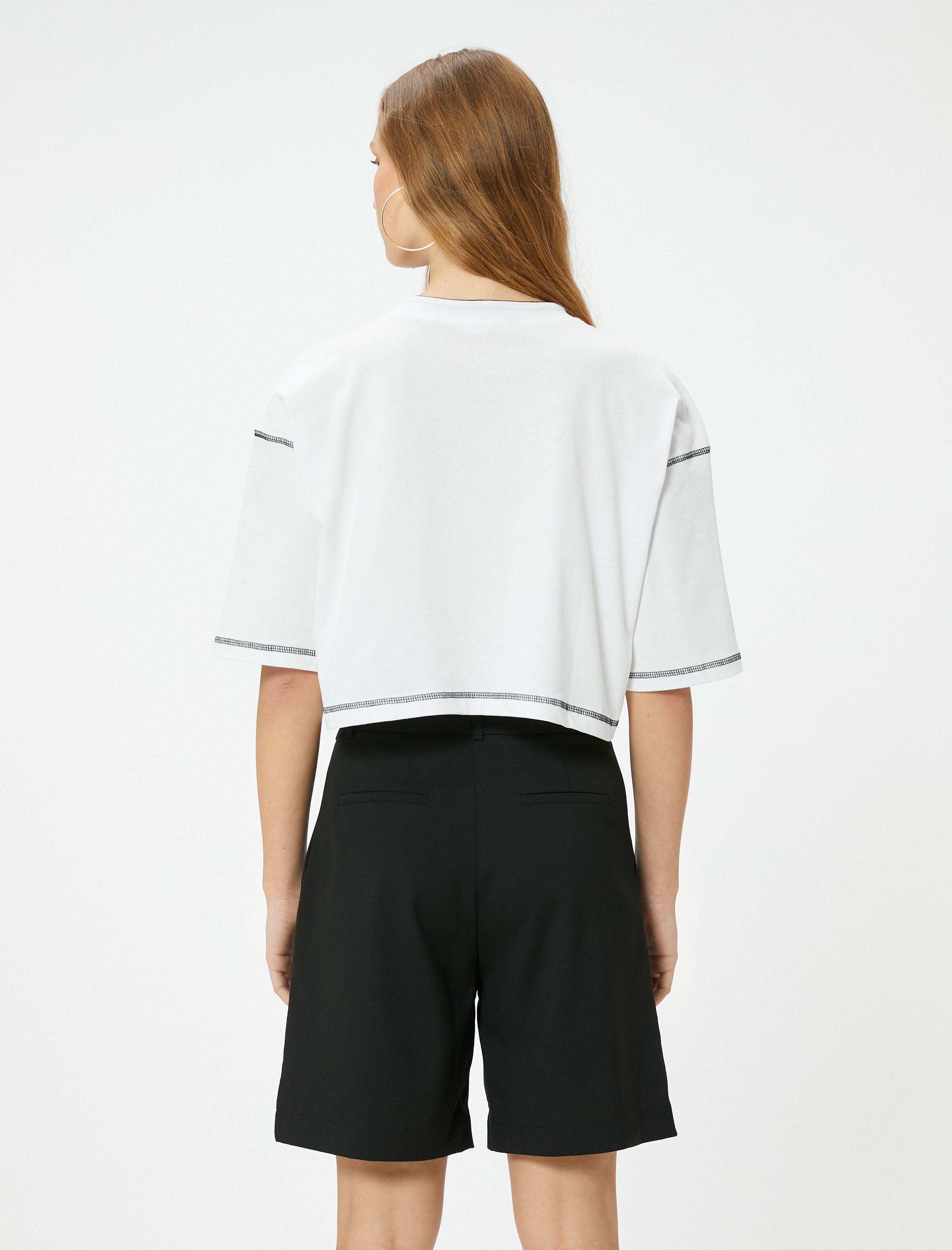   Forma Tişört Yarış Temalı Renk Bloklu Kısa Kollu V Yaka Rahat Kalıp