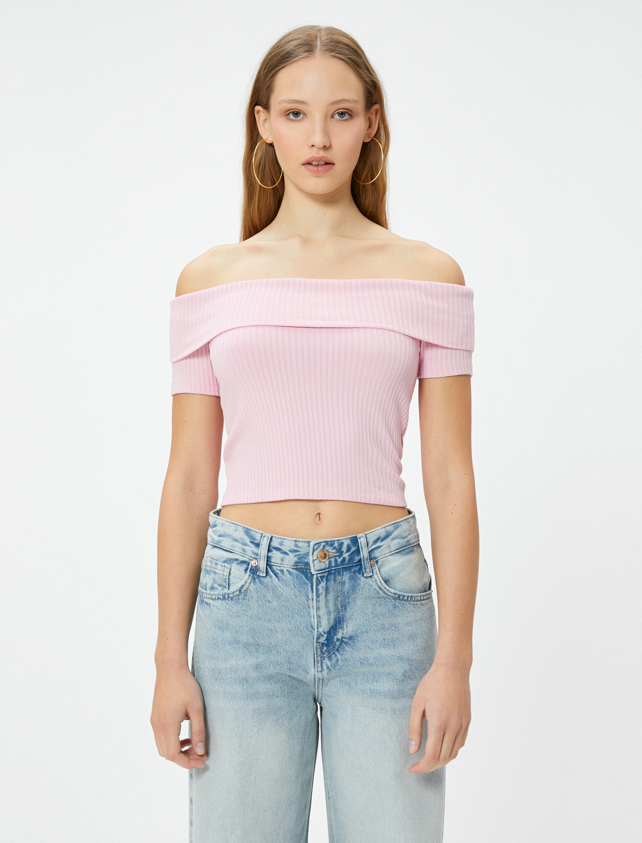 Madonna Yaka Tişört Crop Omzu Açık Ribanalı Kısa Kollu Slim Fit