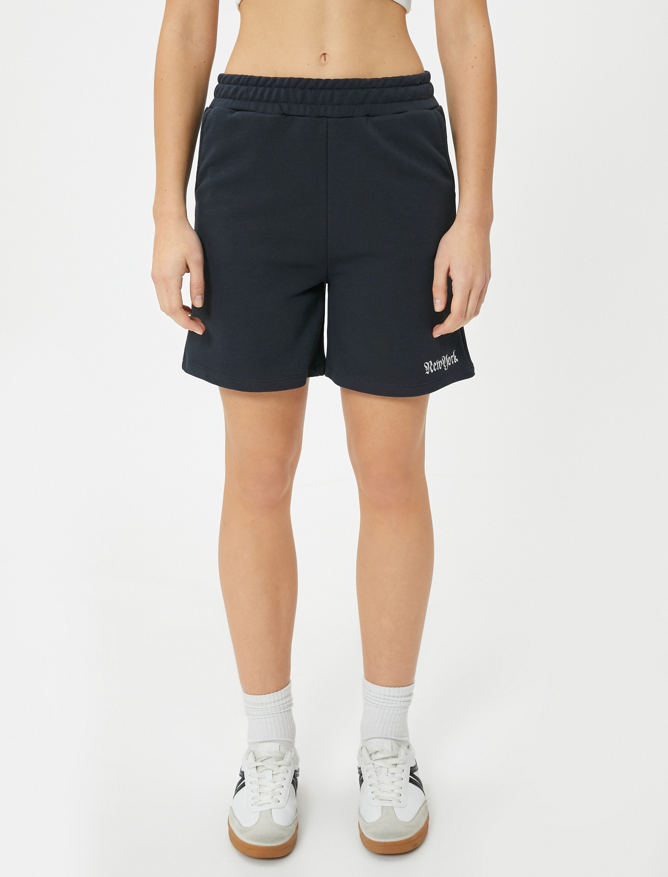   Şort Düz Paça Beli Lastikli Cepli