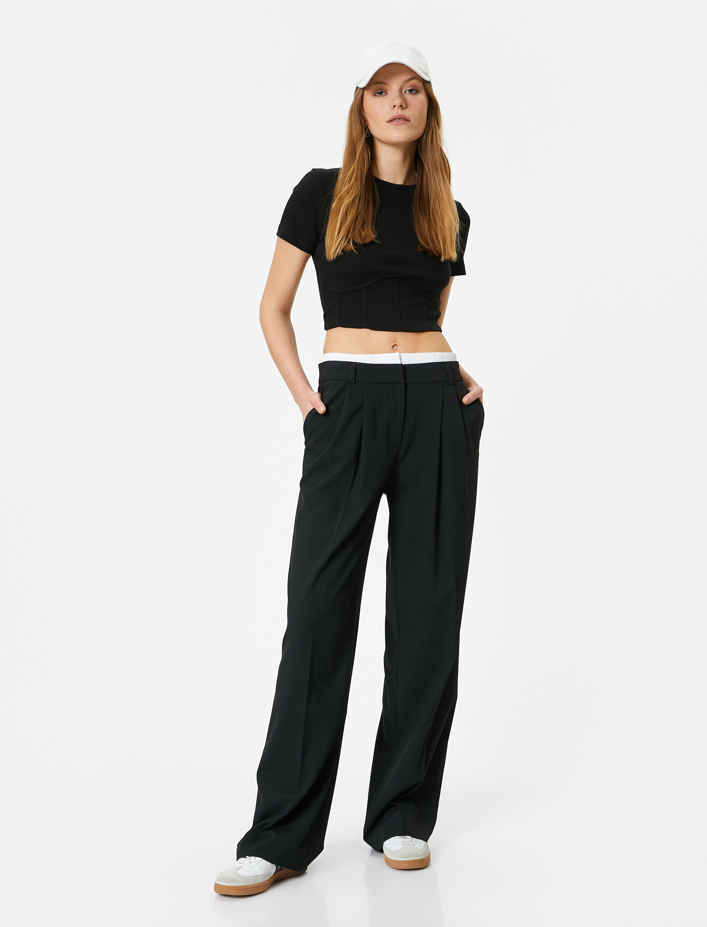   Crop Tişört Pamuklu Korse Detaylı Bisiklet Yaka Kısa Kollu