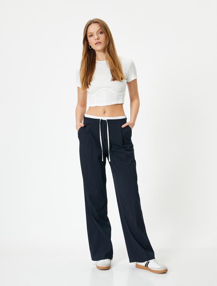  Crop Tişört Pamuklu Korse Detaylı Bisiklet Yaka Kısa Kollu