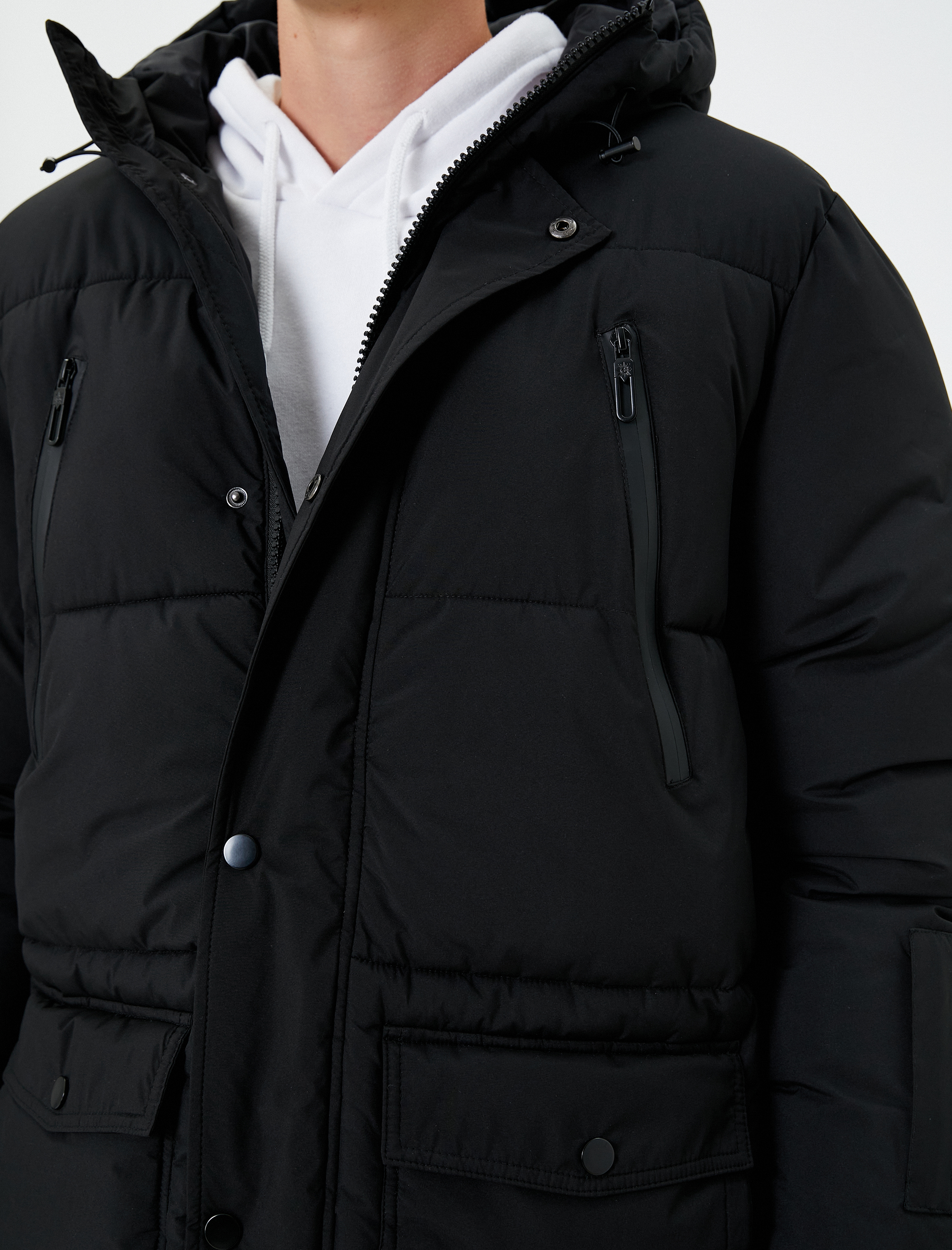   Şişme Mont Kapşonlu Cep Detaylı Fermuarlı Çıtçıt Düğmeli