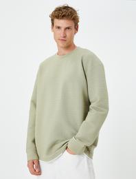 Oversize Sweatshirt Bisiklet Yaka Uzun Kollu Dokulu