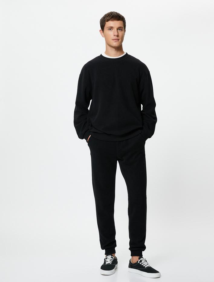  Basic Sweatshirt Rahat Kesim Bisiklet Yaka Uzun Kollu