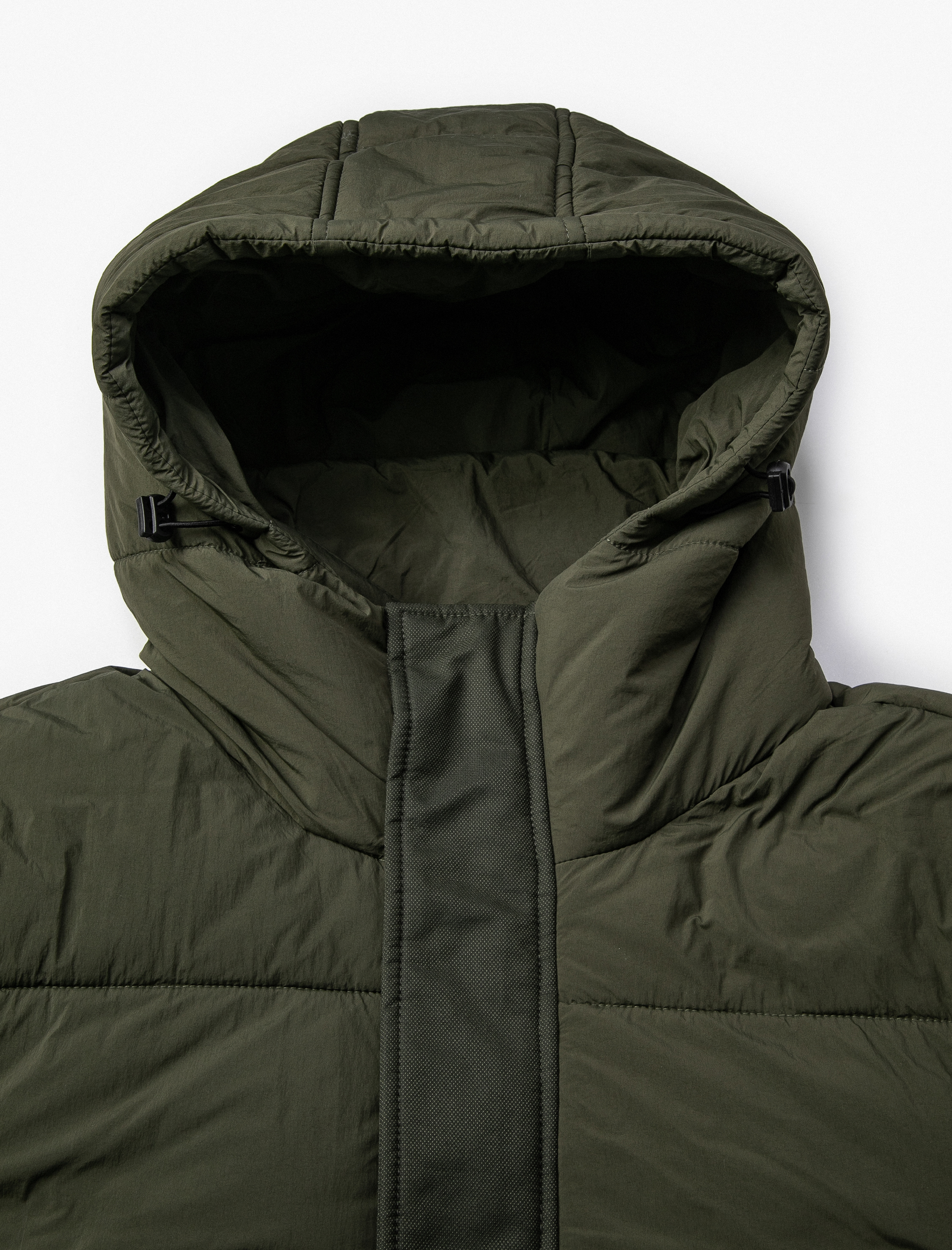   Şişme Mont Kapşonlu Baskılı Fermuar Detaylı Cepli