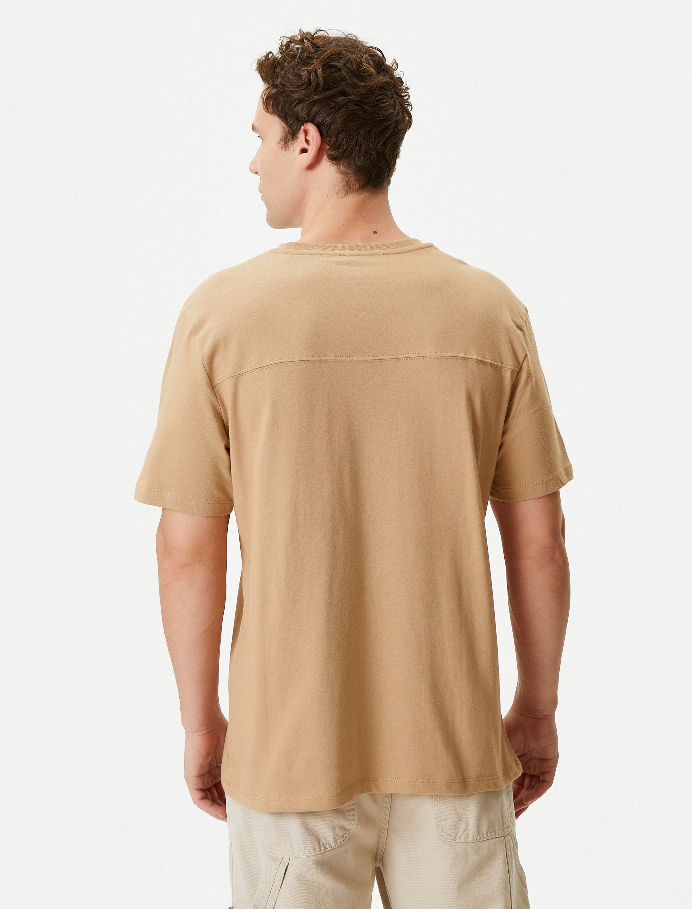   Basic Tişört Cep Detaylı Bisiklet Yaka Kısa Kollu Pamuklu