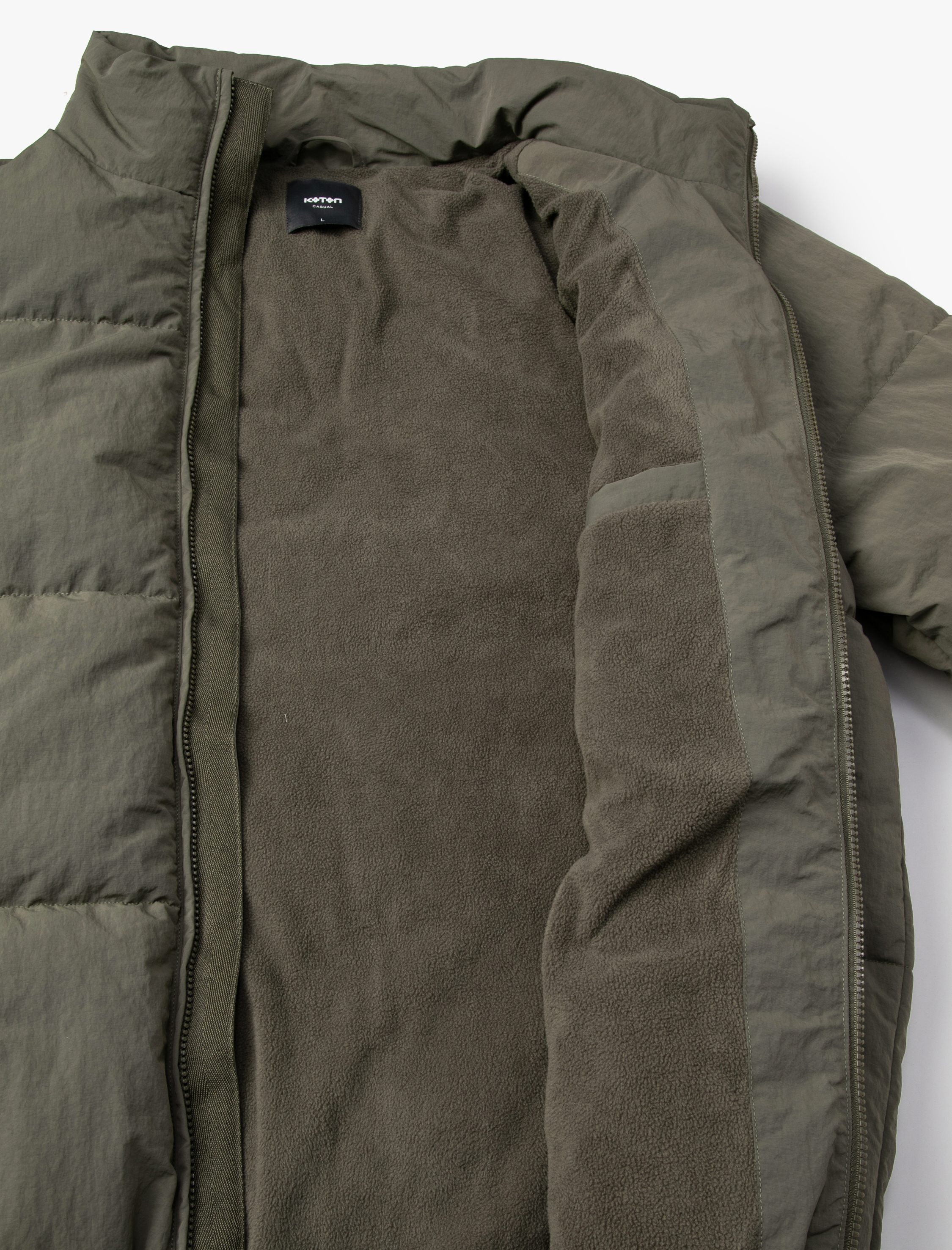   Şişme Mont Dik Yaka Fermuarlı Cep Detaylı Slogan Baskılı