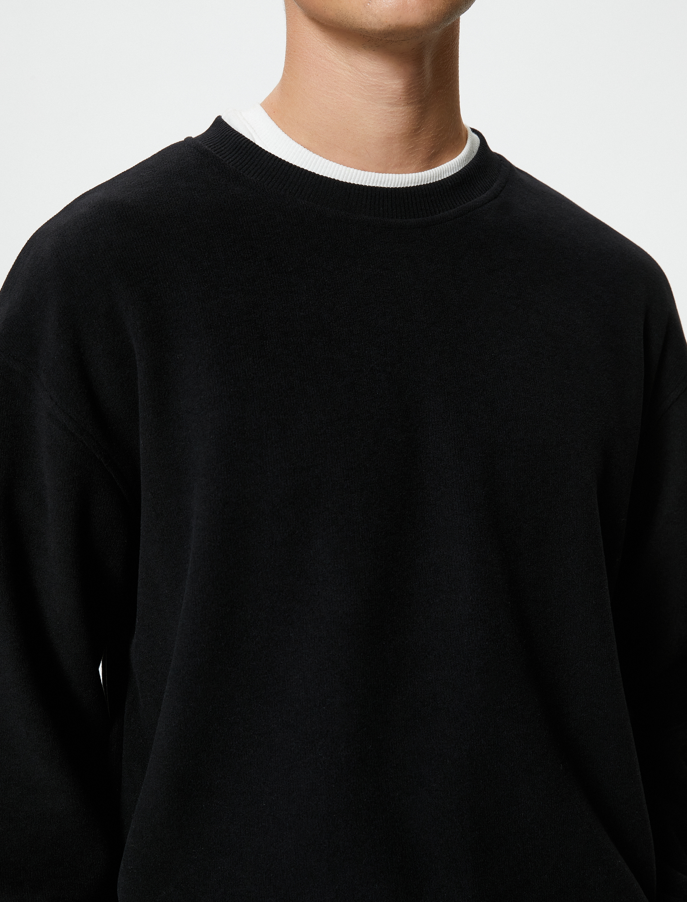 Basic Sweatshirt Rahat Kesim Bisiklet Yaka Uzun Kollu