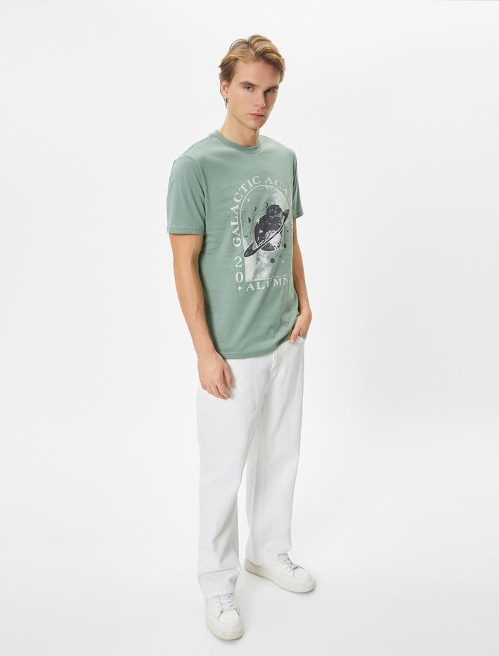  Slogan Baskılı Tişört Uzay Temalı Slim Fit Bisiklet Yaka Kısa Kollu