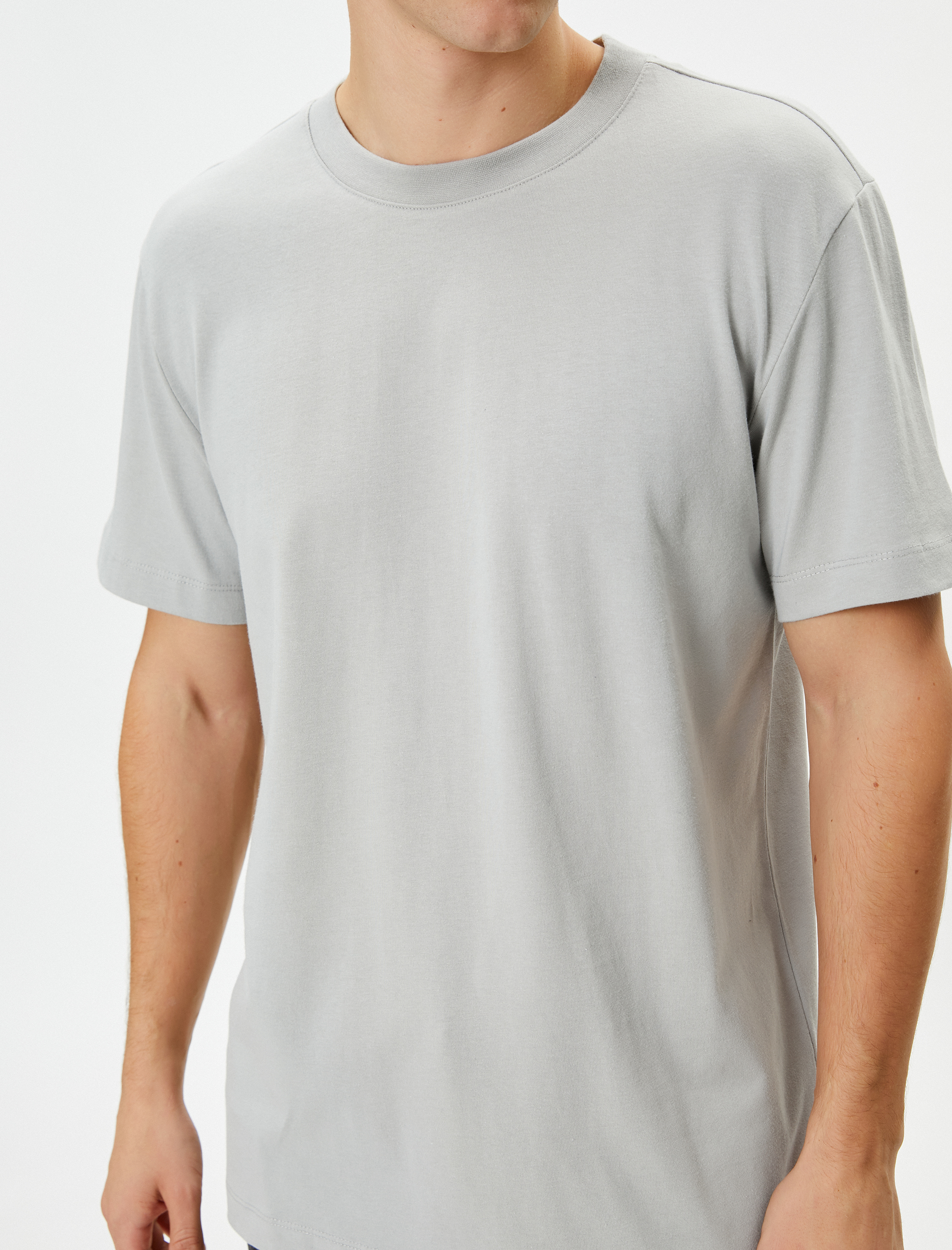   Basic Tişört Bisiklet Yaka Kısa Kollu Pamuklu