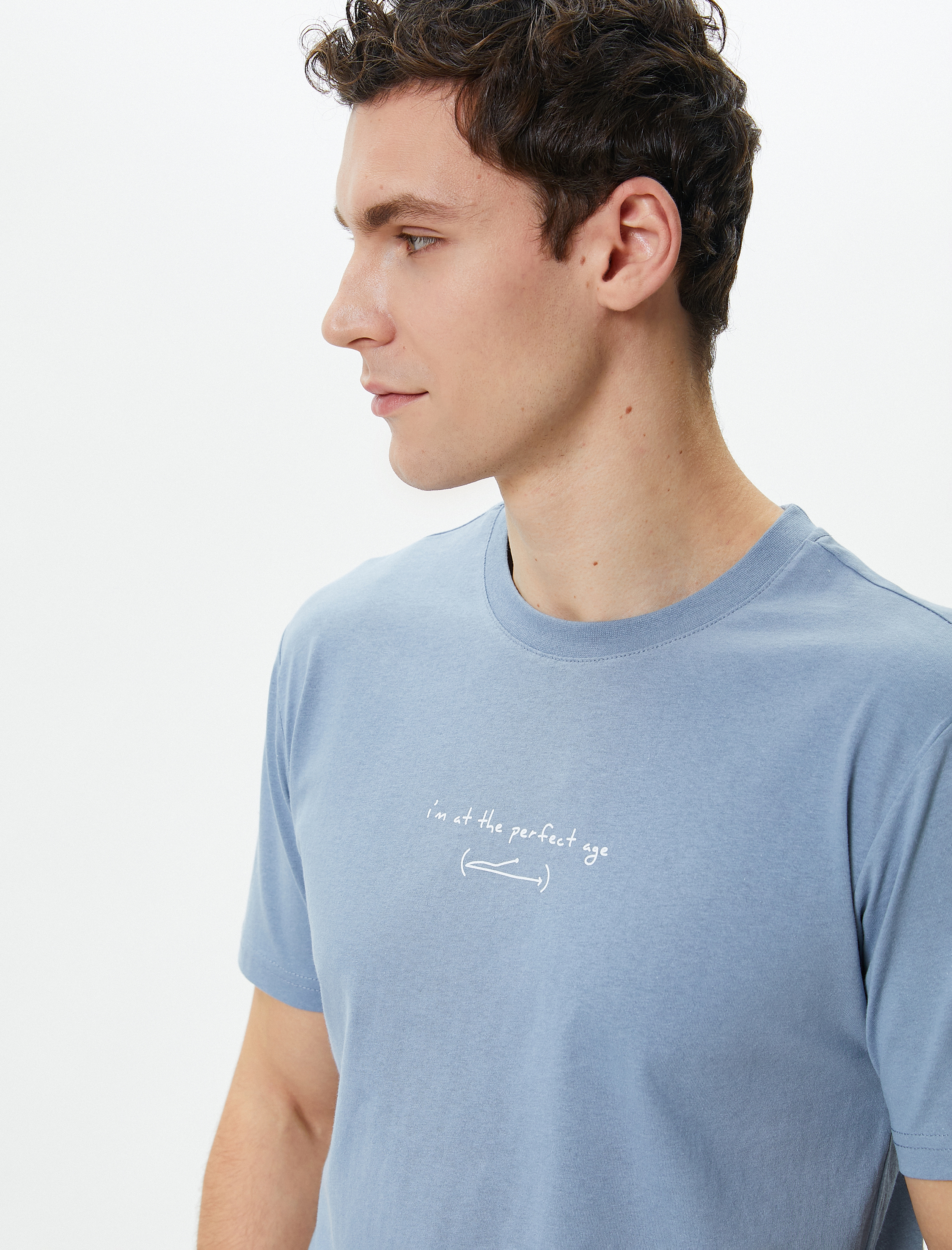   Slogan Baskılı Tişört Slim Fit Bisiklet Yaka Kısa Kollu Pamuklu