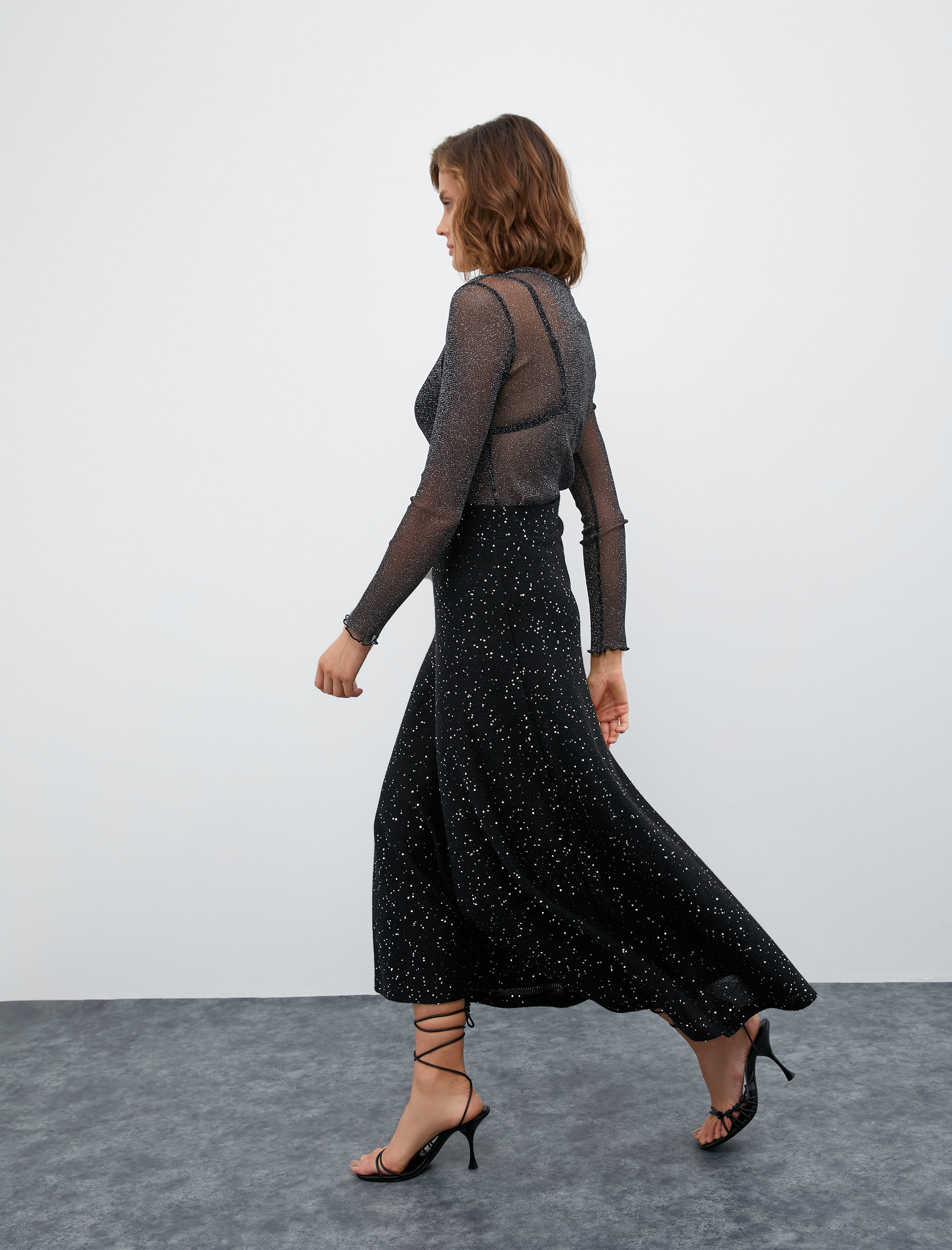   Melis Ağazat X Koton - Payetli Kloş Midi Etek