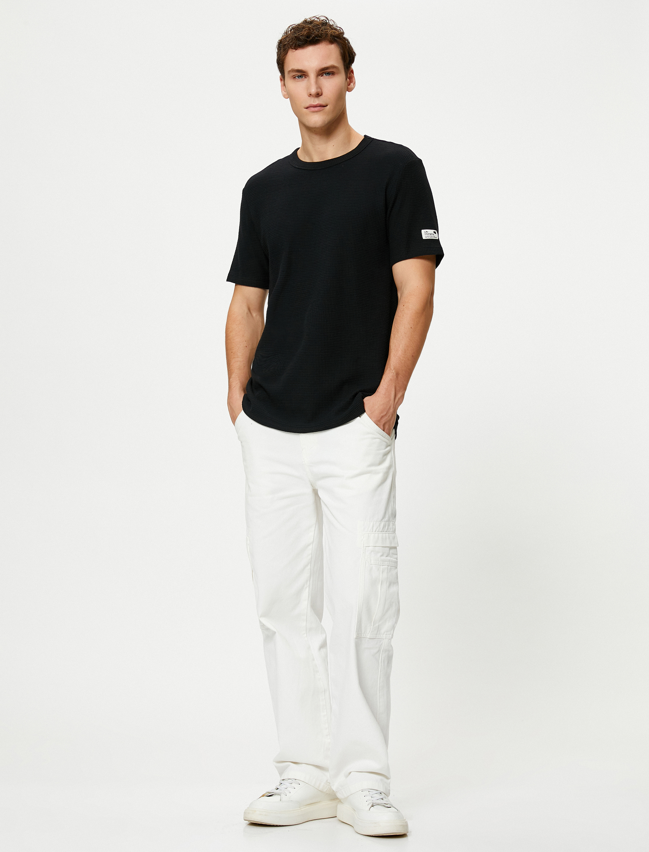 Basic Tişört Dokulu Bisiklet Yaka Kısa Kollu Dokulu