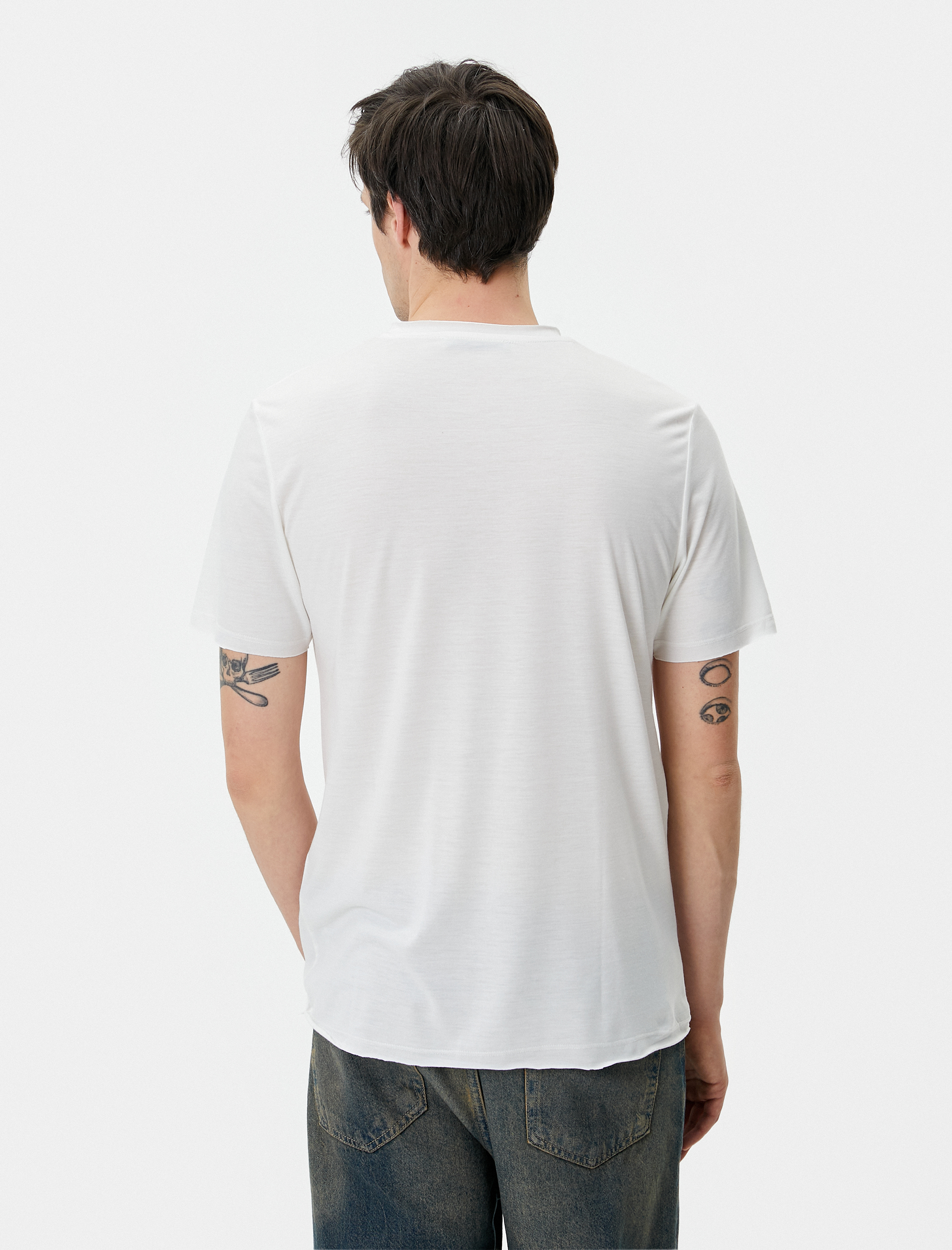   Basic Tişört Bisiklet Yaka Kısa Kollu Viskon Karışımlı