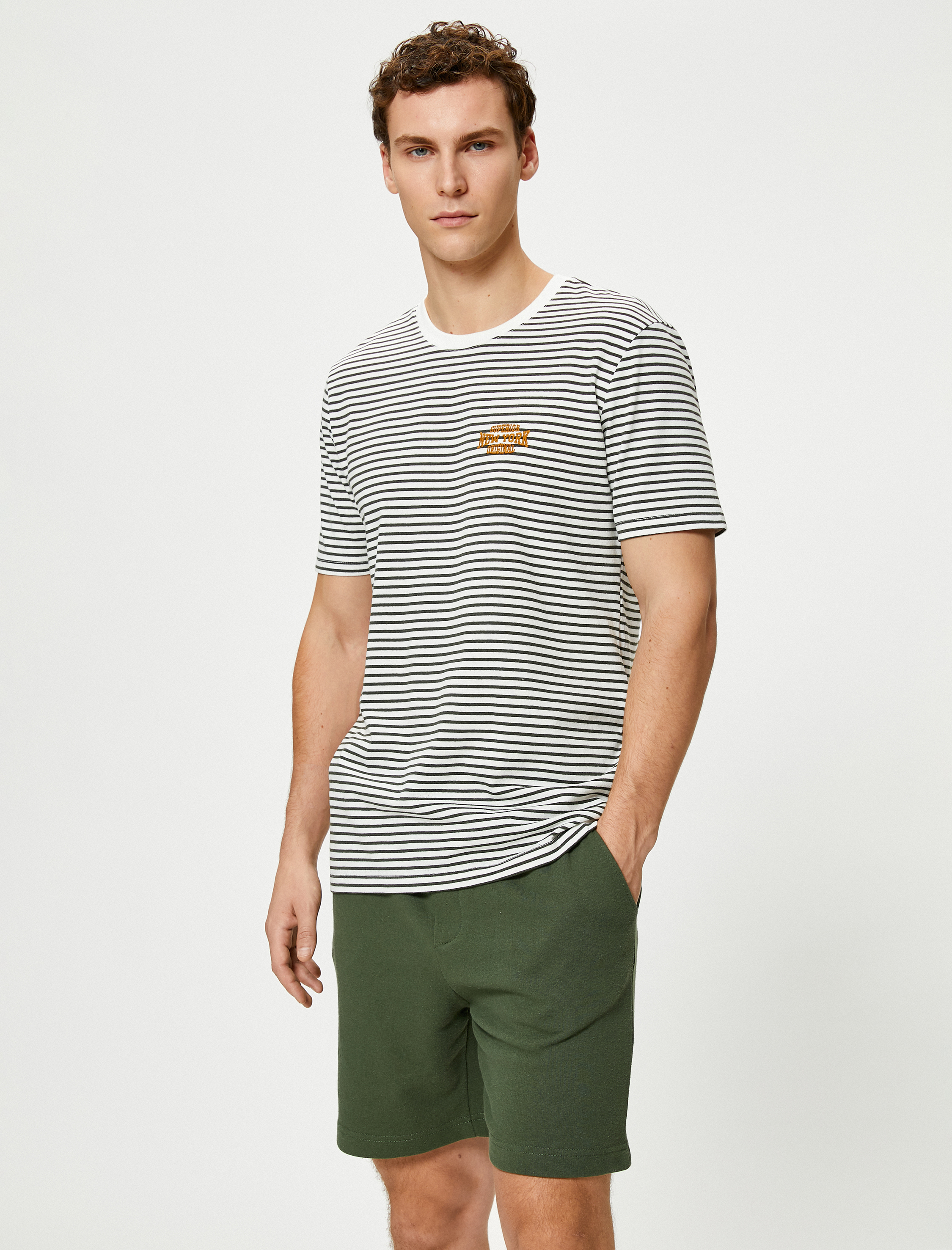   Basic Dokuma Şort Beli Bağcıklı Cep Detaylı