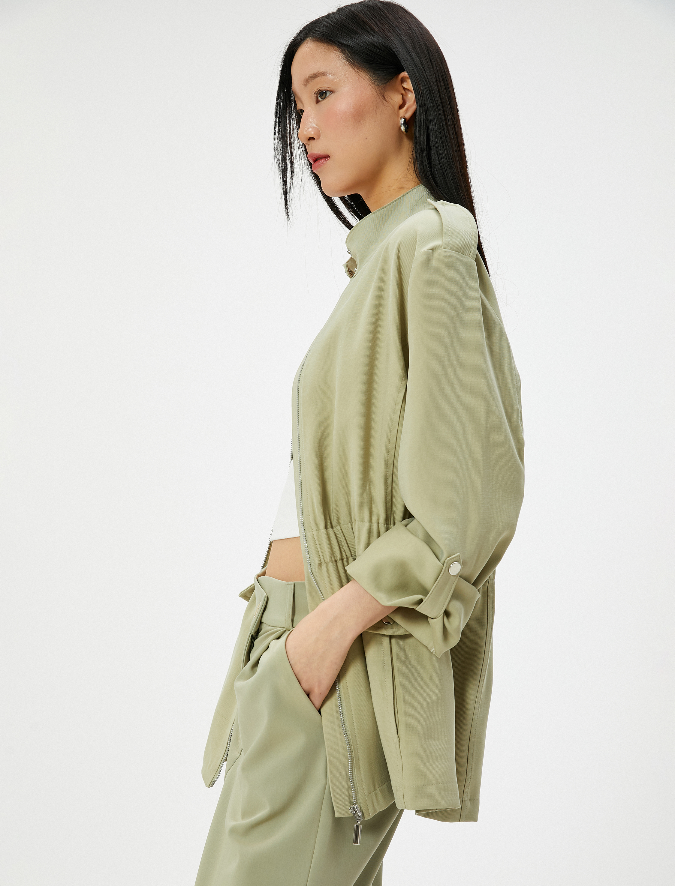   Fermuarlı Trençkot Beli Lastikli Kapaklı Cepli Dik Yaka