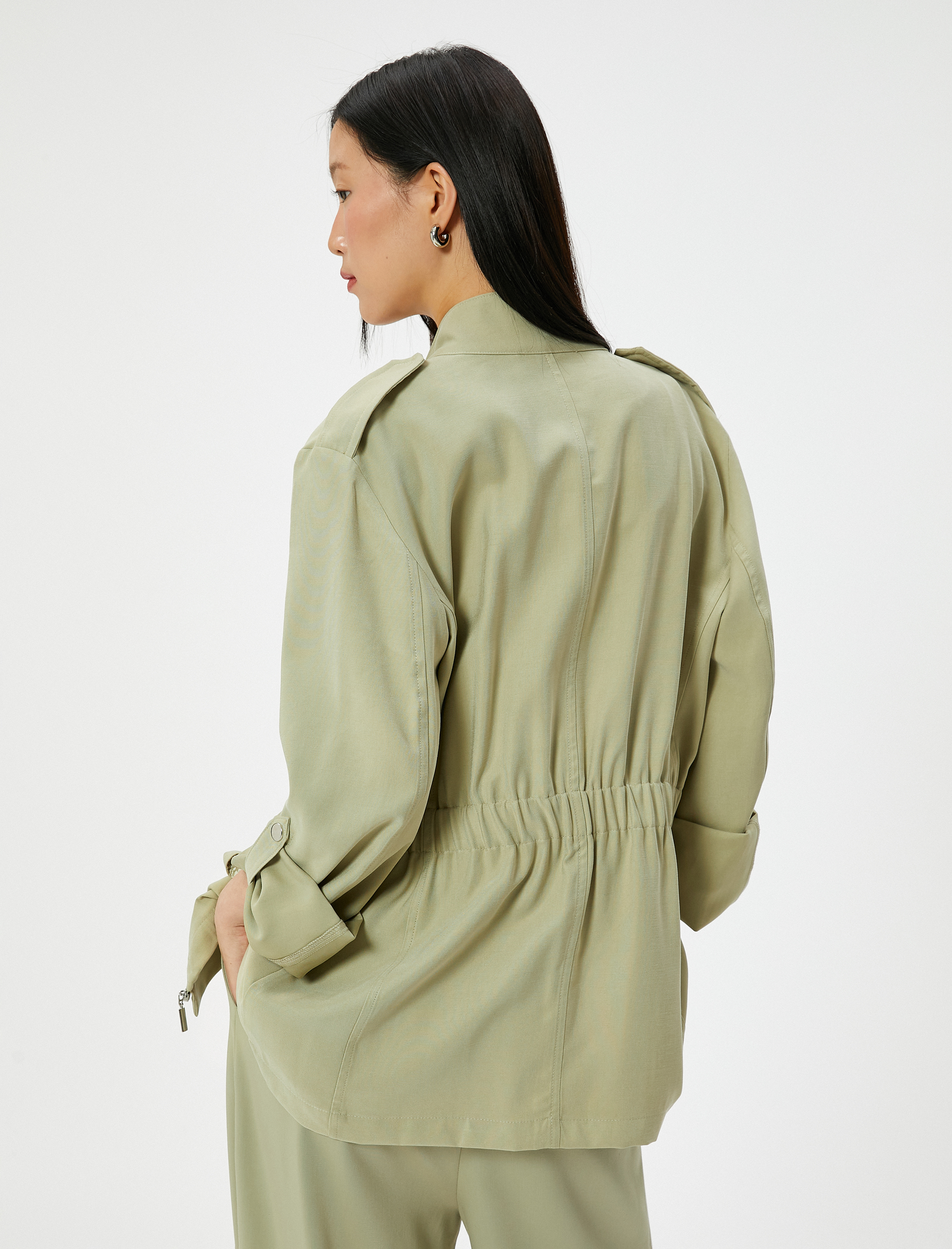   Fermuarlı Trençkot Beli Lastikli Kapaklı Cepli Dik Yaka