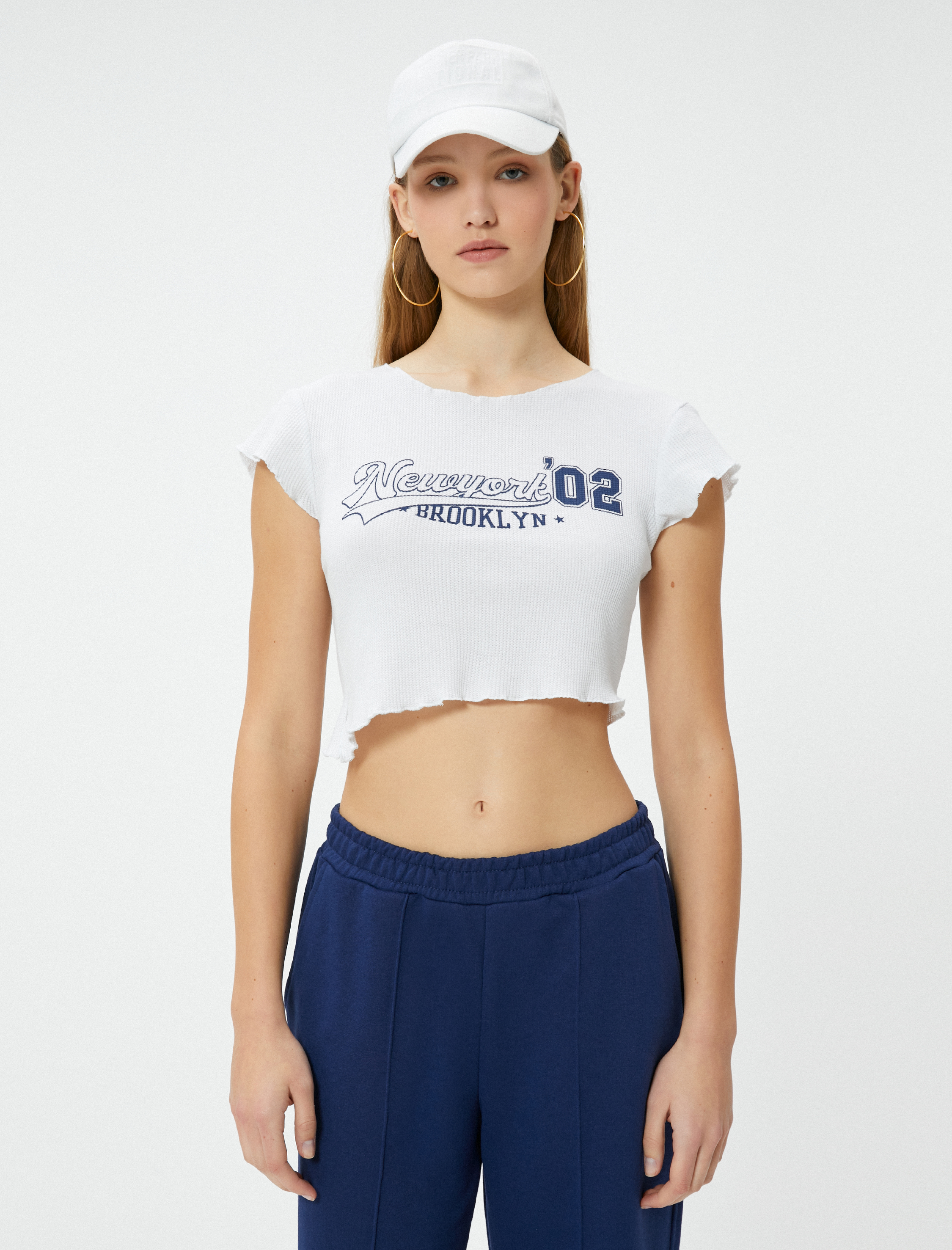   New York Crop Tişört Kısa Kollu Bisiklet Yaka Slim Fit