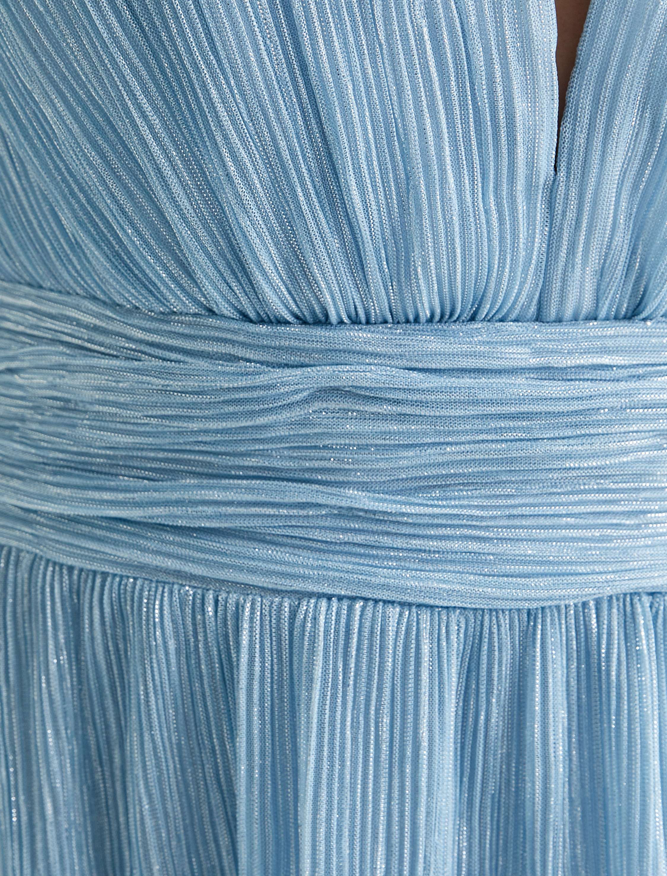   Derin V Yaka Mini Elbise Katlı Volümlü Kolsuz