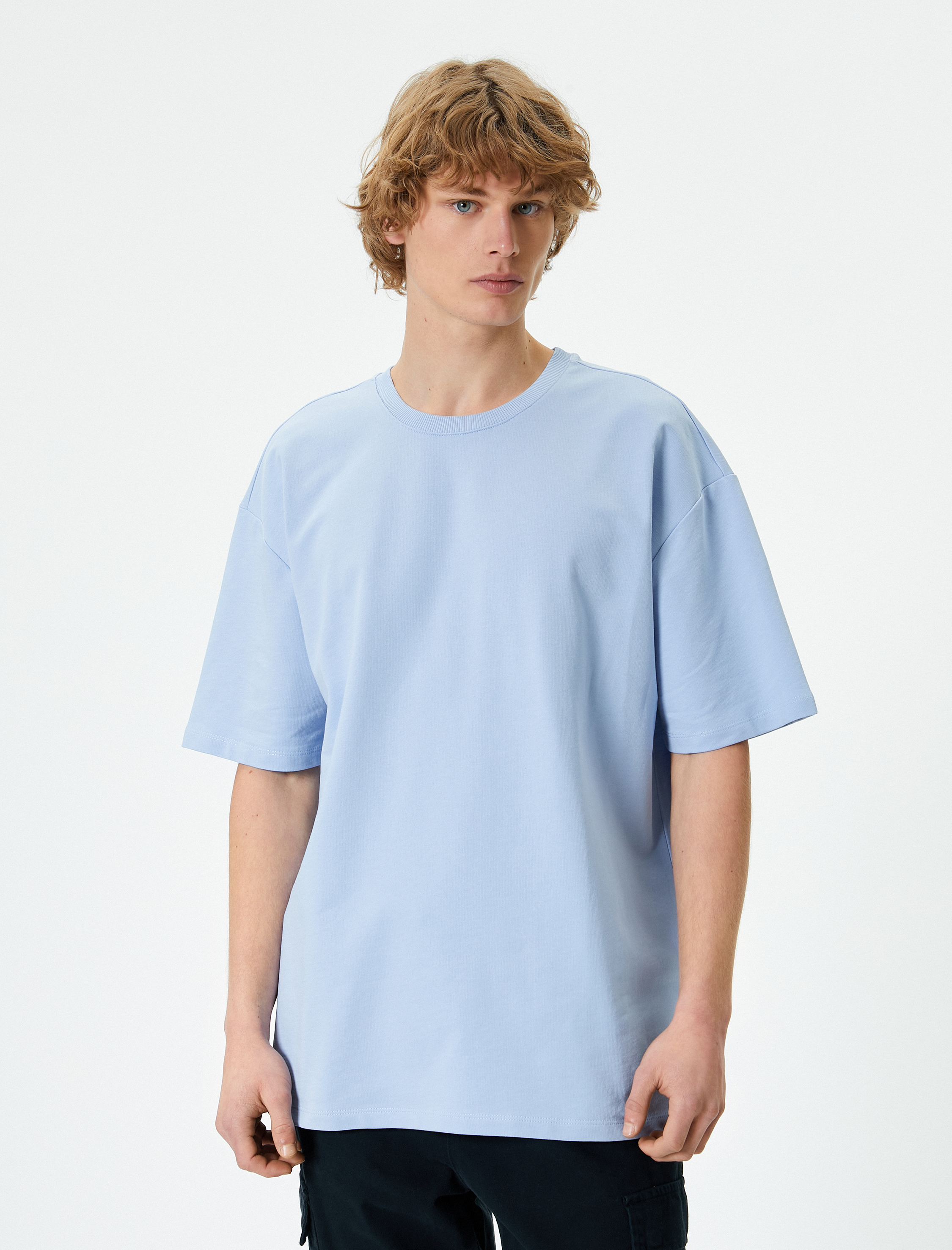   Basic Oversize Tişört Bisiklet Yaka Düşük Omuzlu Kısa Kollu Pamuklu