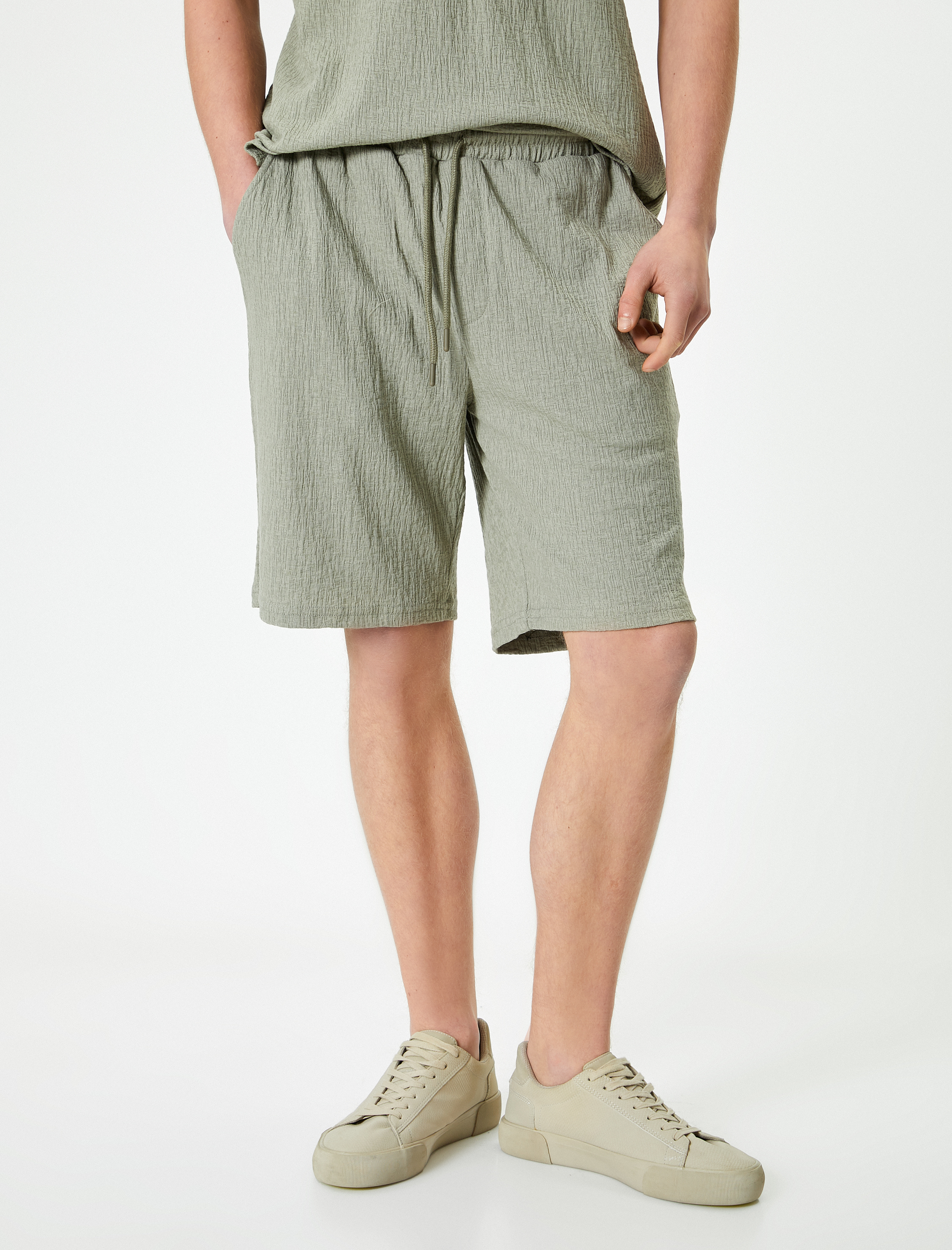   Yazlık Şort Beli Bağcıklı Cep Detaylı Dokulu