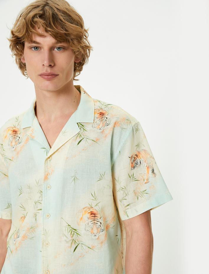  Kısa Kollu Gömlek Devrik Yaka Kaplan Desenli Pamuklu Regular Fit