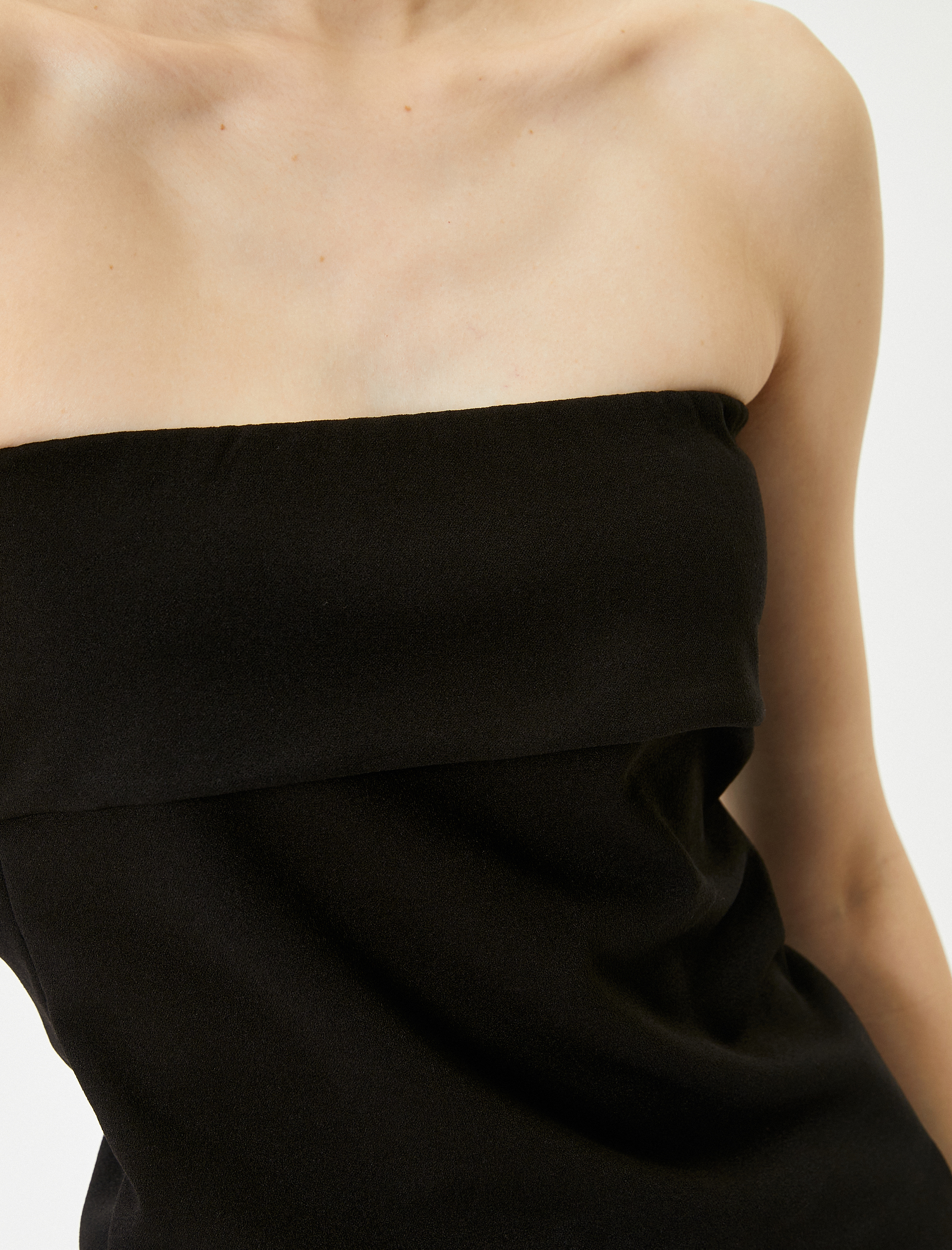   Straplez Atlet Kat Detaylı Krep Scuba Kumaş Slim Fit