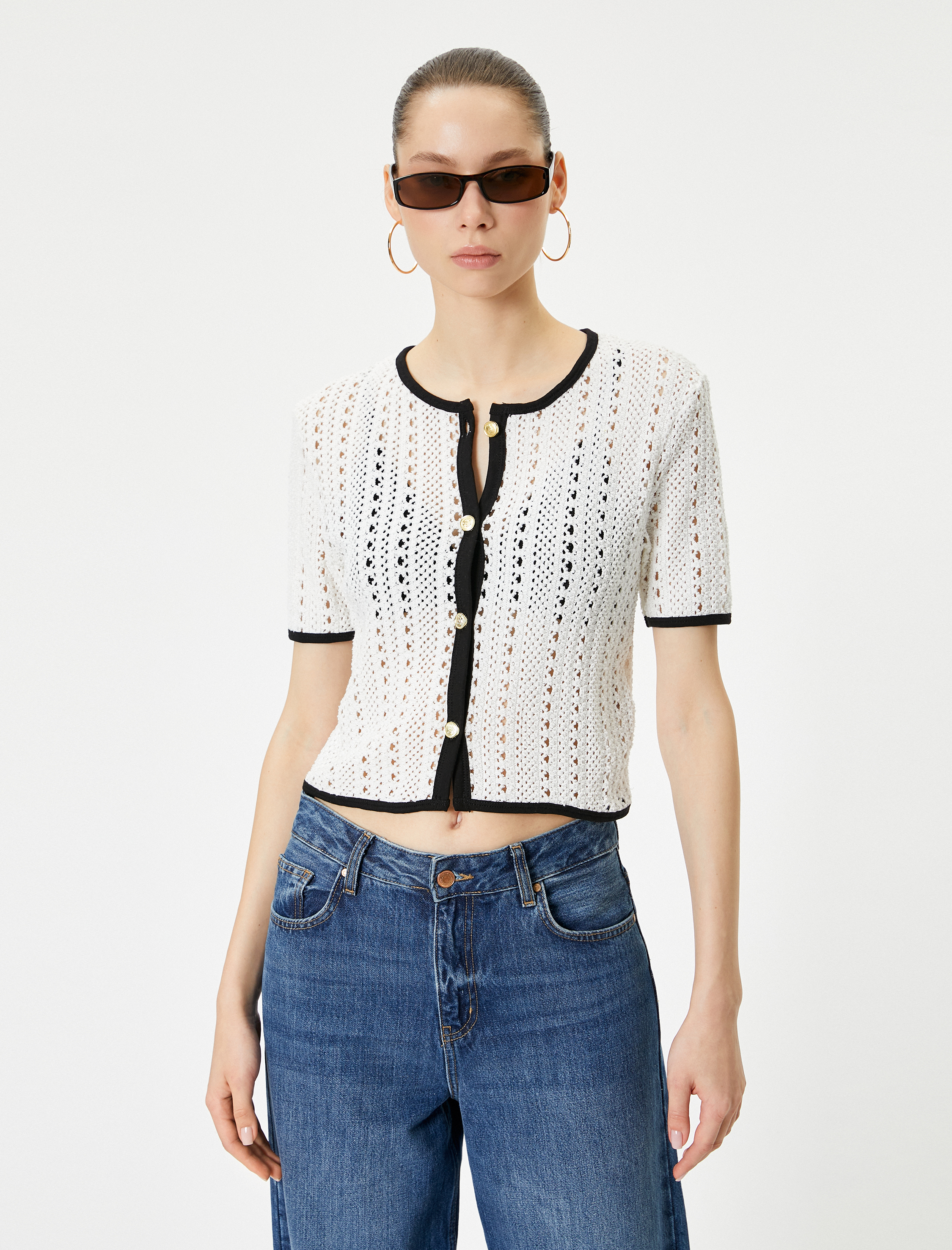   Ajurlu Kroşe Bluz Düğmeli Kısa Kollu Yuvarlak Yaka