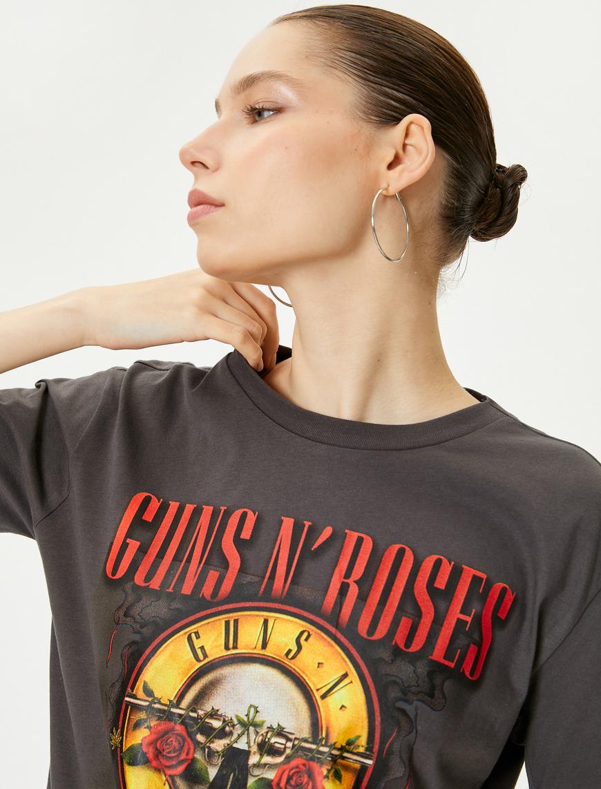   Guns N'Roses Tişört Lisanslı Kısa Kollu Bisiklet Yaka Rahat Kalıp