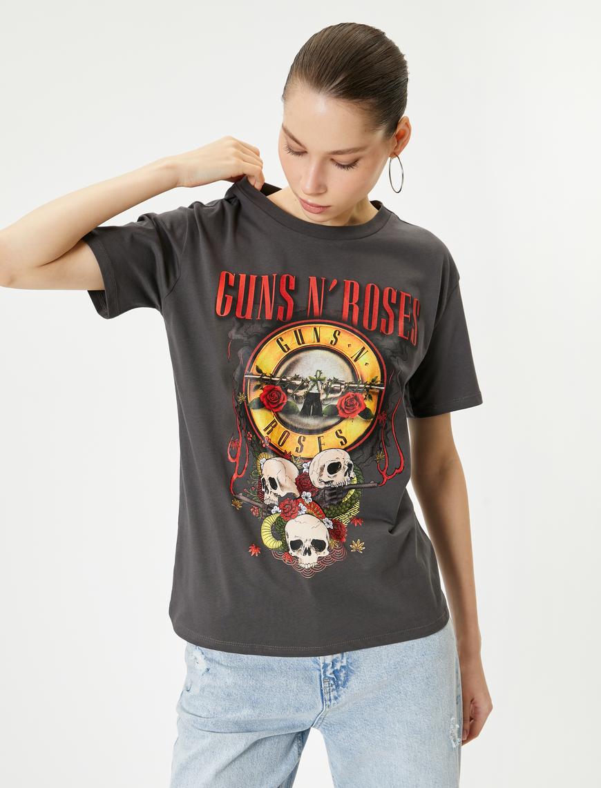  Guns N'Roses Tişört Lisanslı Kısa Kollu Bisiklet Yaka Rahat Kalıp