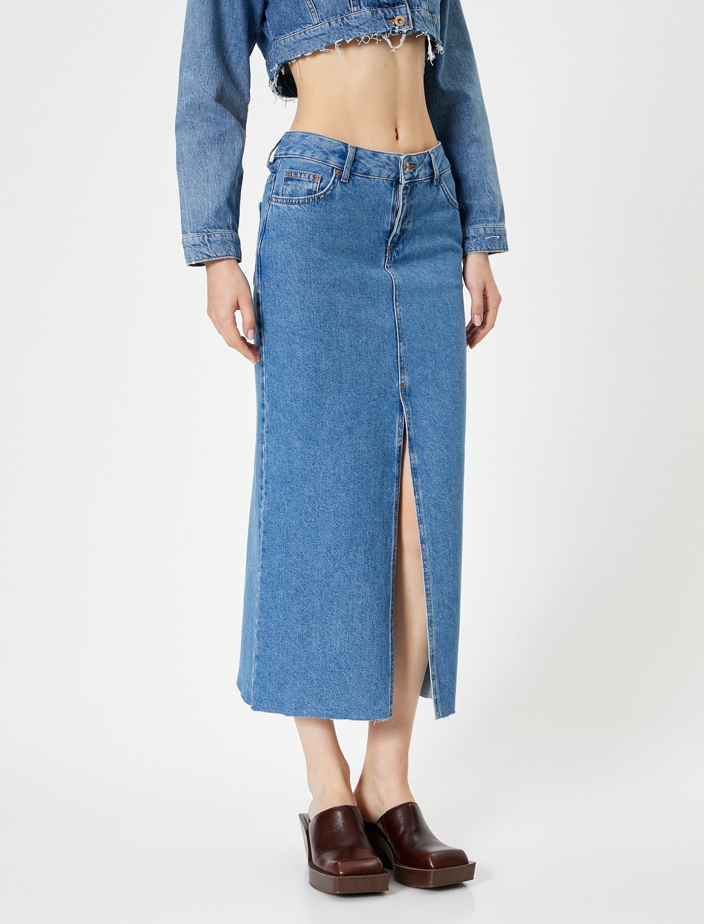   Uzun Kot Etek Önden Yırtmaç Detaylı Yüksek Bel Cepli Rahat Kalıp