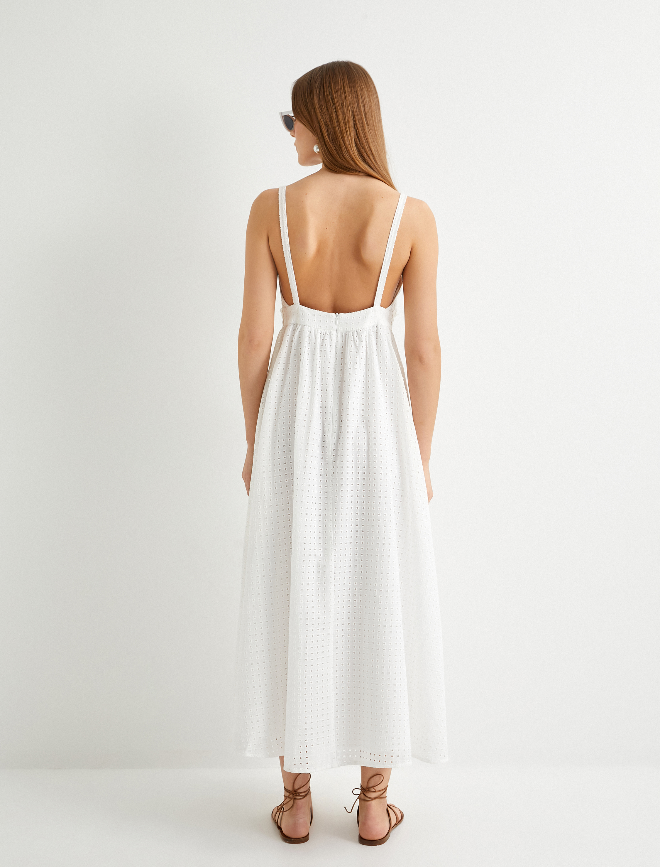   Uzun Fisto Elbise Askılı Çiçek Aplikeli Astarlı