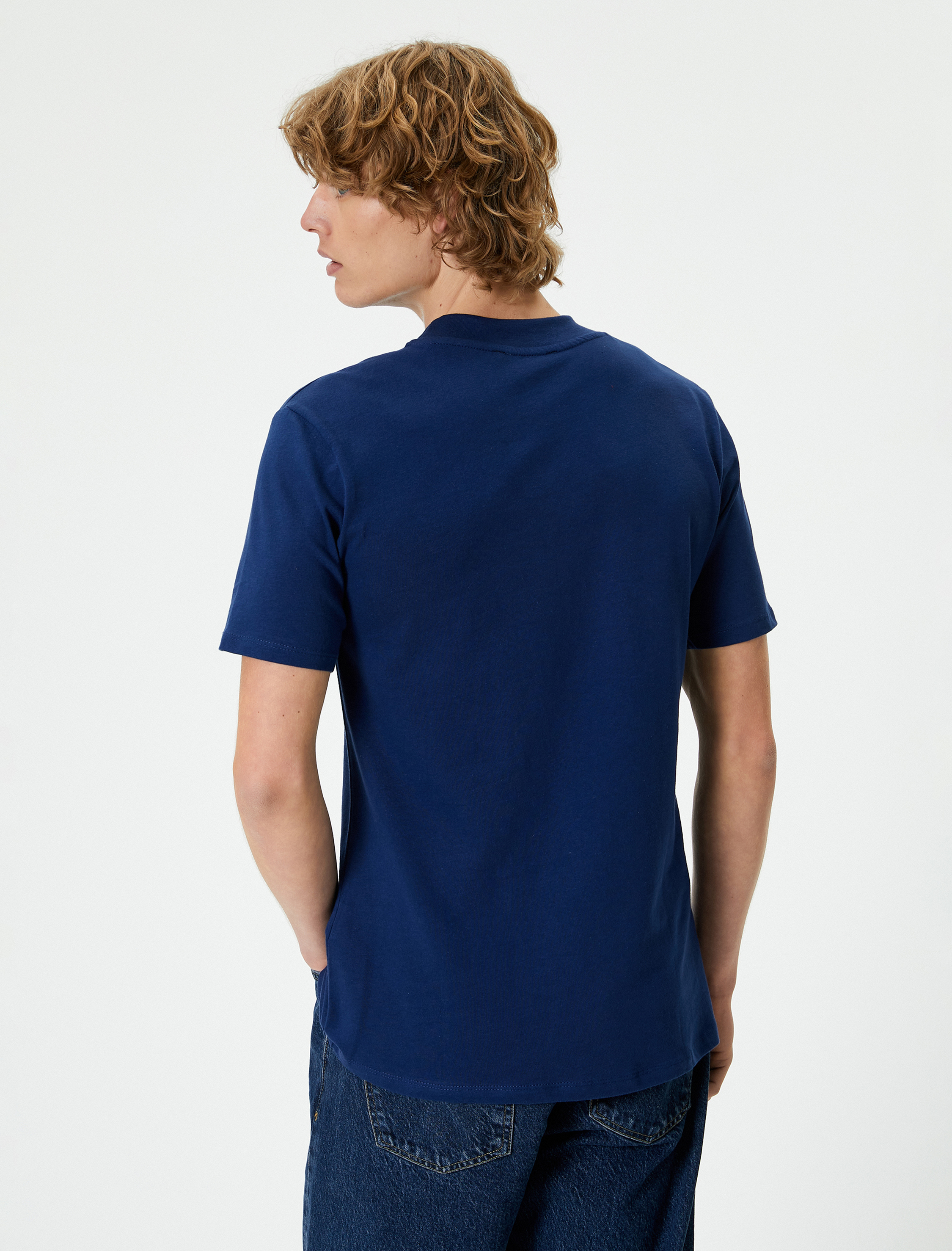   Basic Tişört Bisiklet Yaka Kısa Kollu Dar Kesim Pamuklu