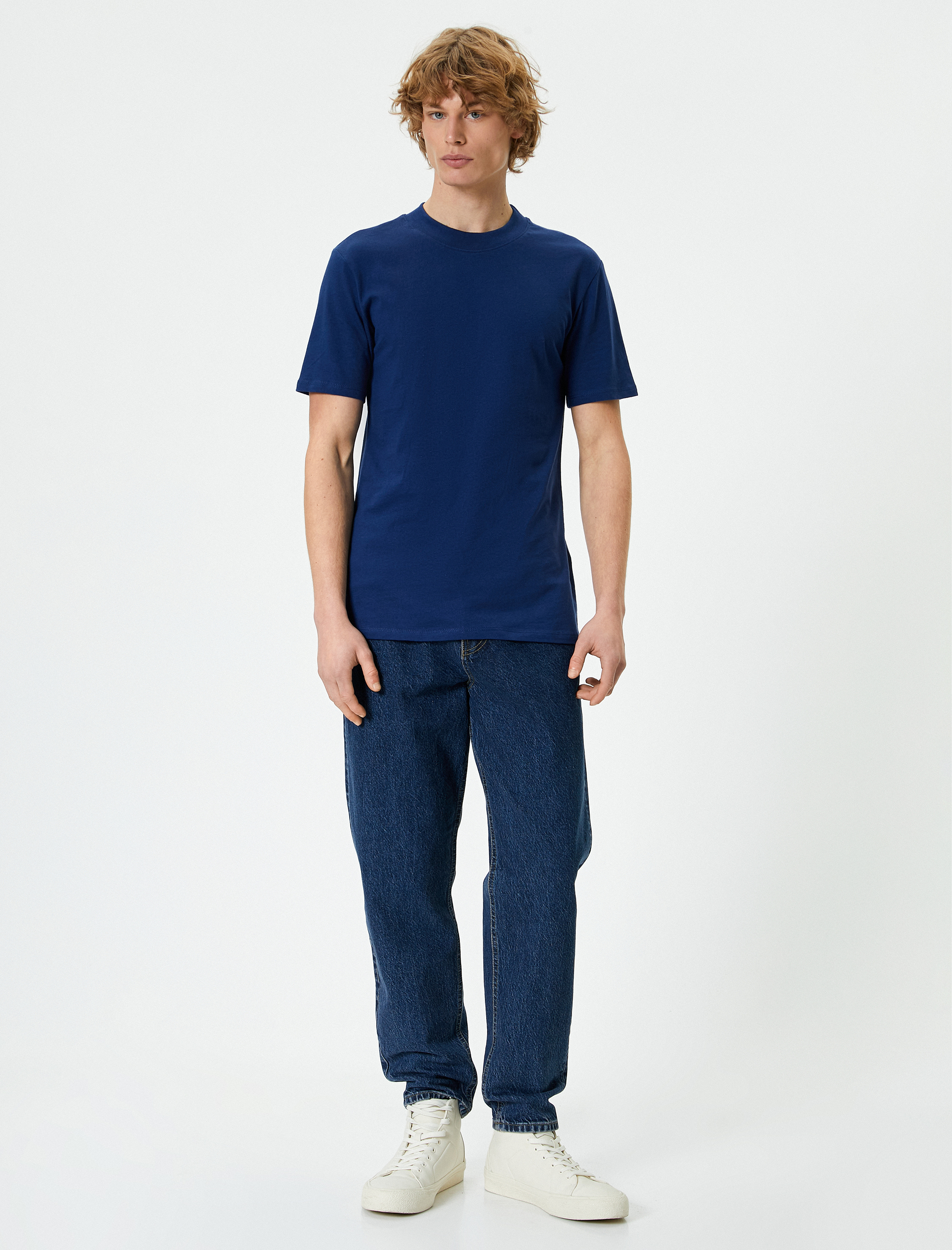   Basic Tişört Bisiklet Yaka Kısa Kollu Dar Kesim Pamuklu