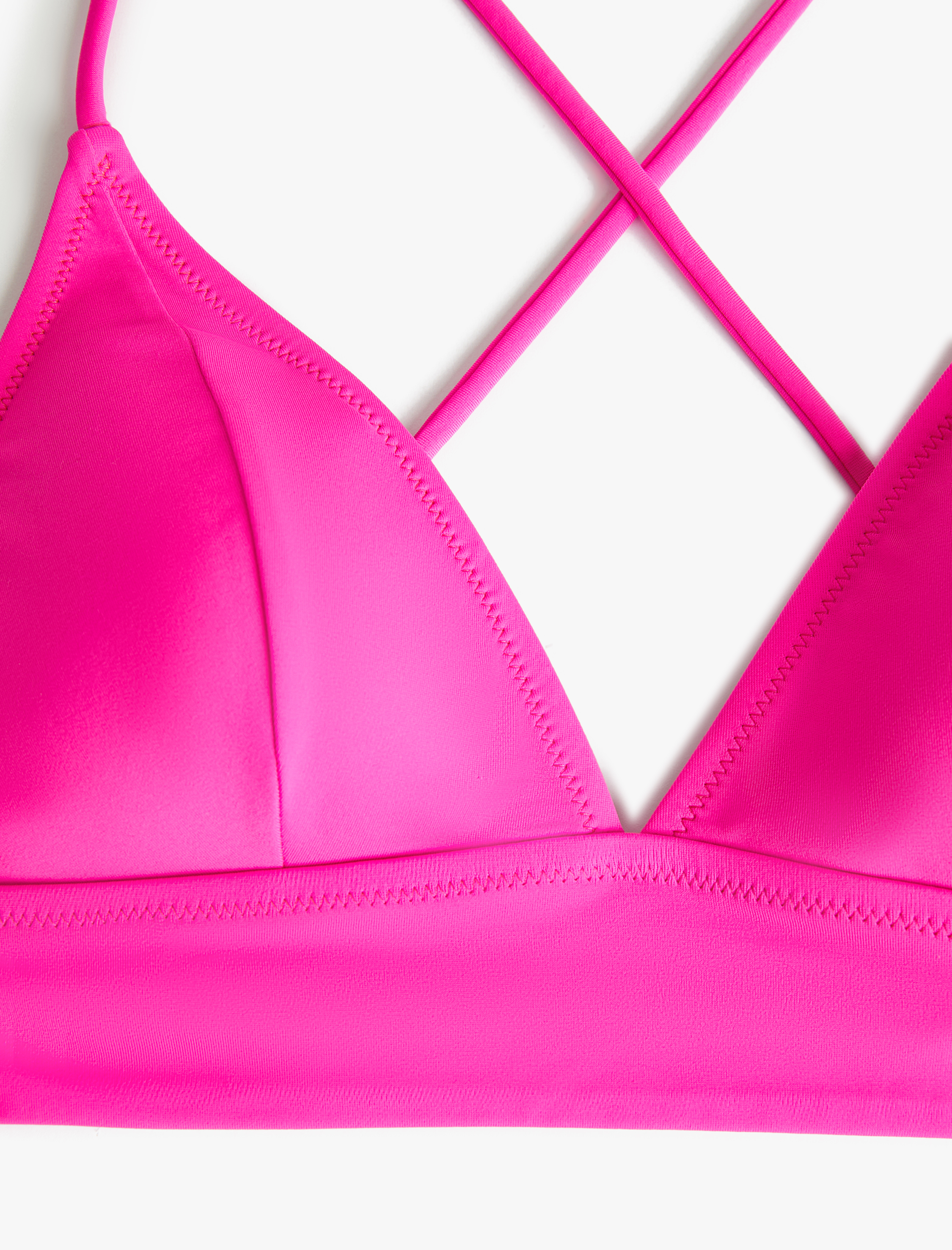   Üçgen Bikini Üstü Çapraz Askılı Kaplı