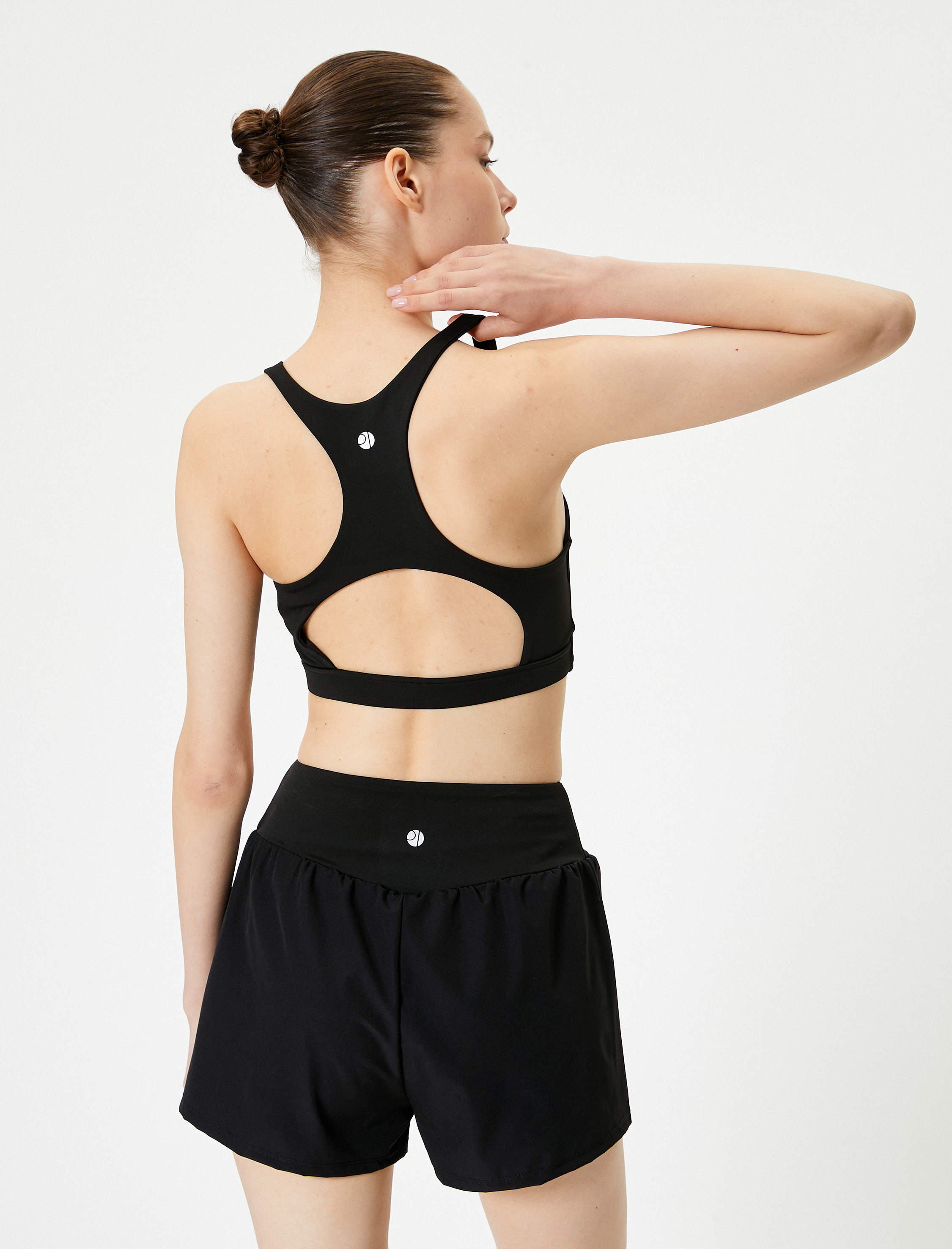   Arkası Pencere Detaylı Sporcu Sütyeni Kaplı Slim Fit U Yaka Baskılı