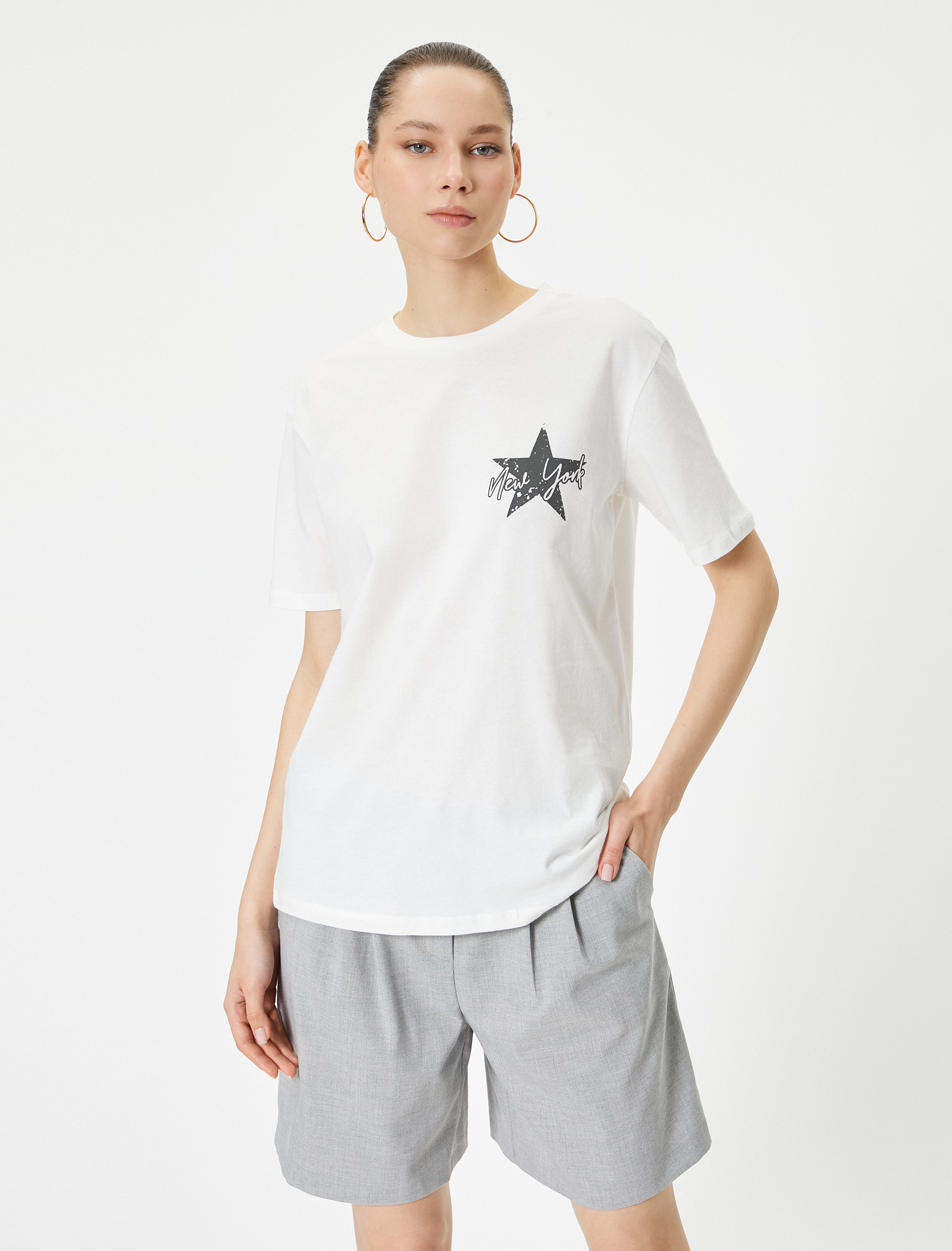   Arkası Baskılı Tişört Kısa Kollu Bisiklet Yaka Pamuklu Rahat Kalıp