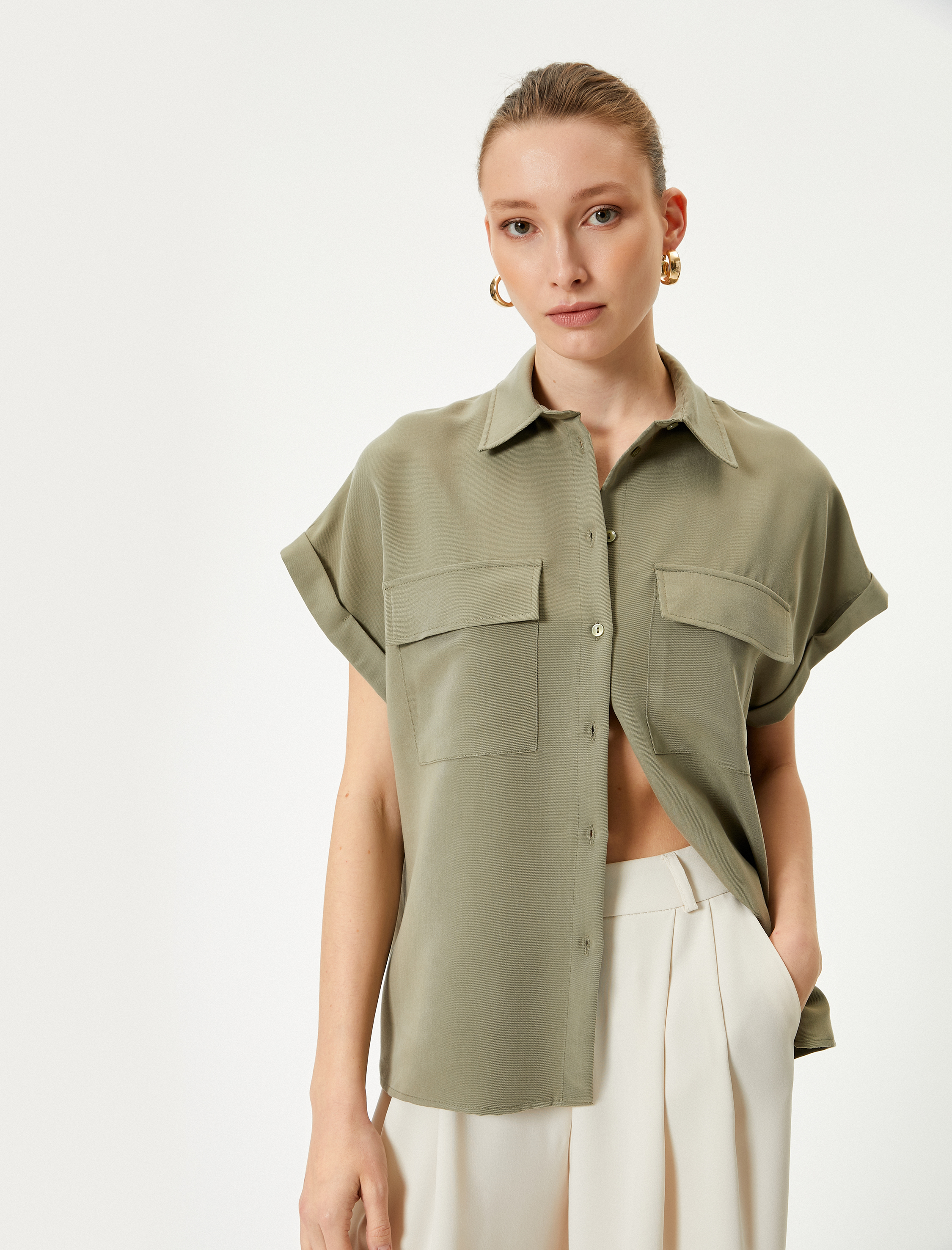   Kısa Kollu Gömlek Cepli Düğmeli Modal Karışımlı