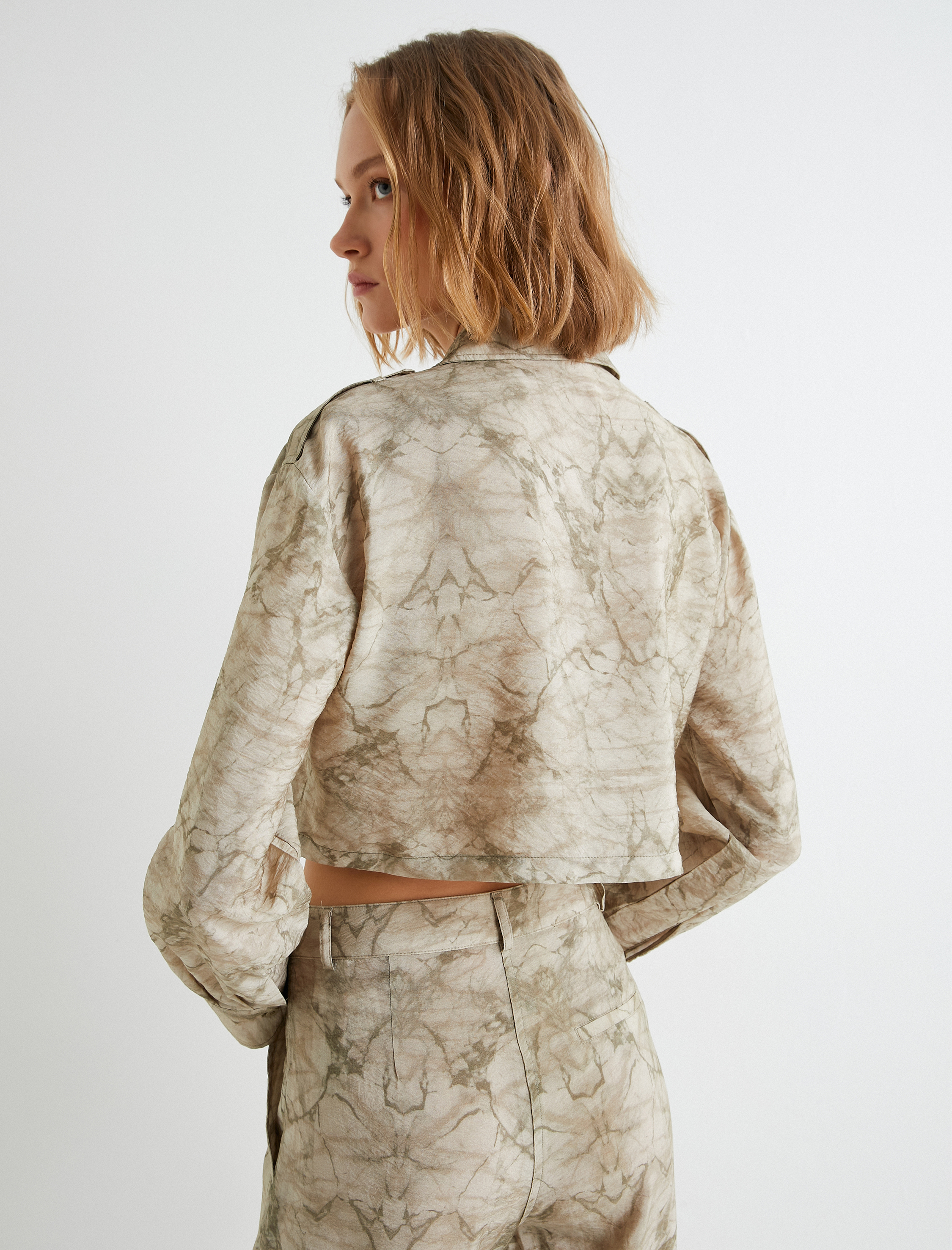   Crop Gömlek Kargo Cepli Uzun Kollu Viskon