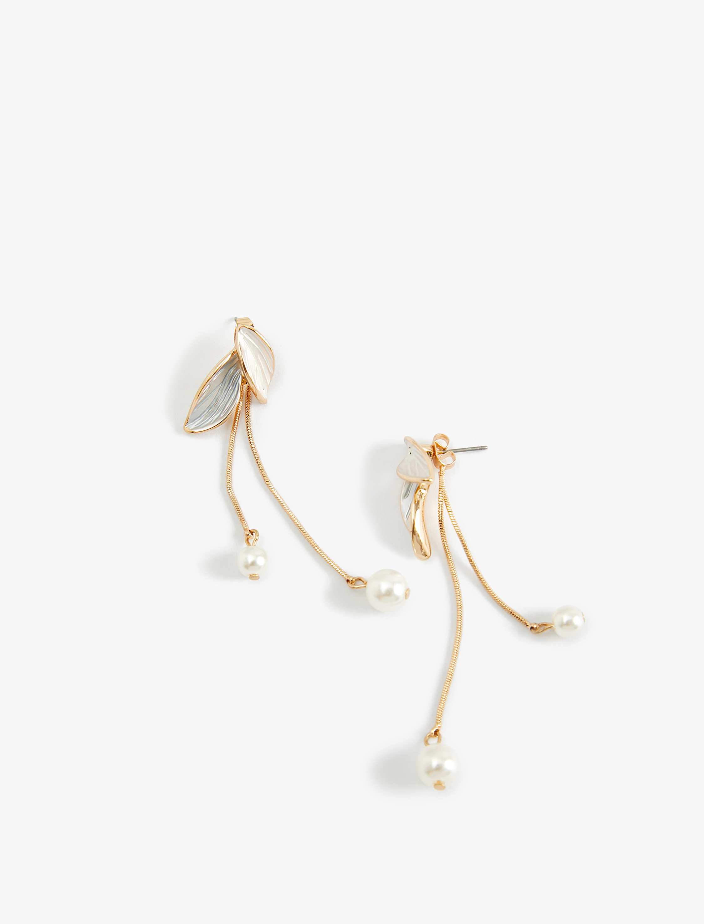  Kadın Zincirli Sallantılı İnci Detaylı Yaprak Küpe