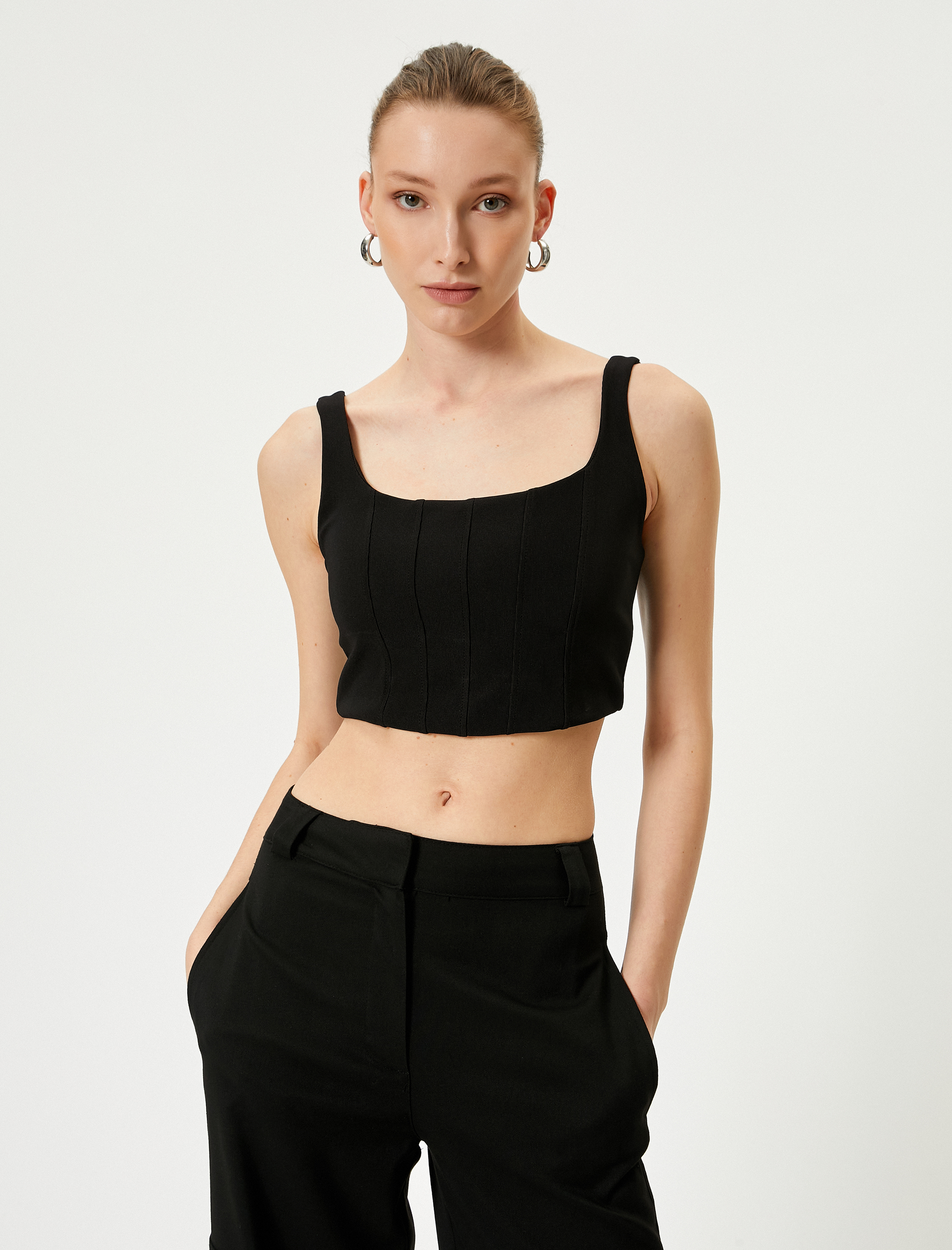   Crop Atlet Korse Görünümlü Kare Yaka Askılı