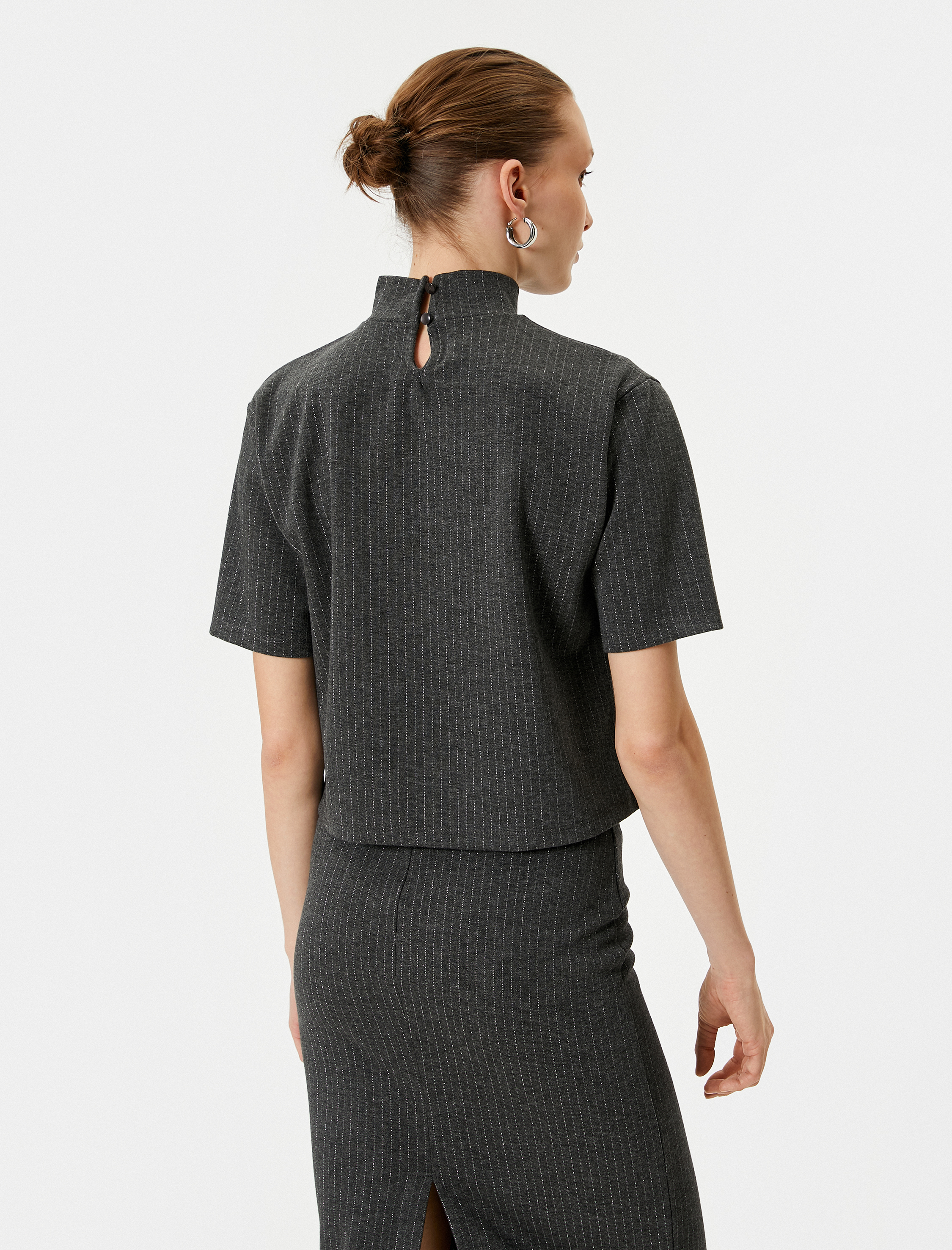   Crop Tişört Kısa Kollu Simli Dik Yaka