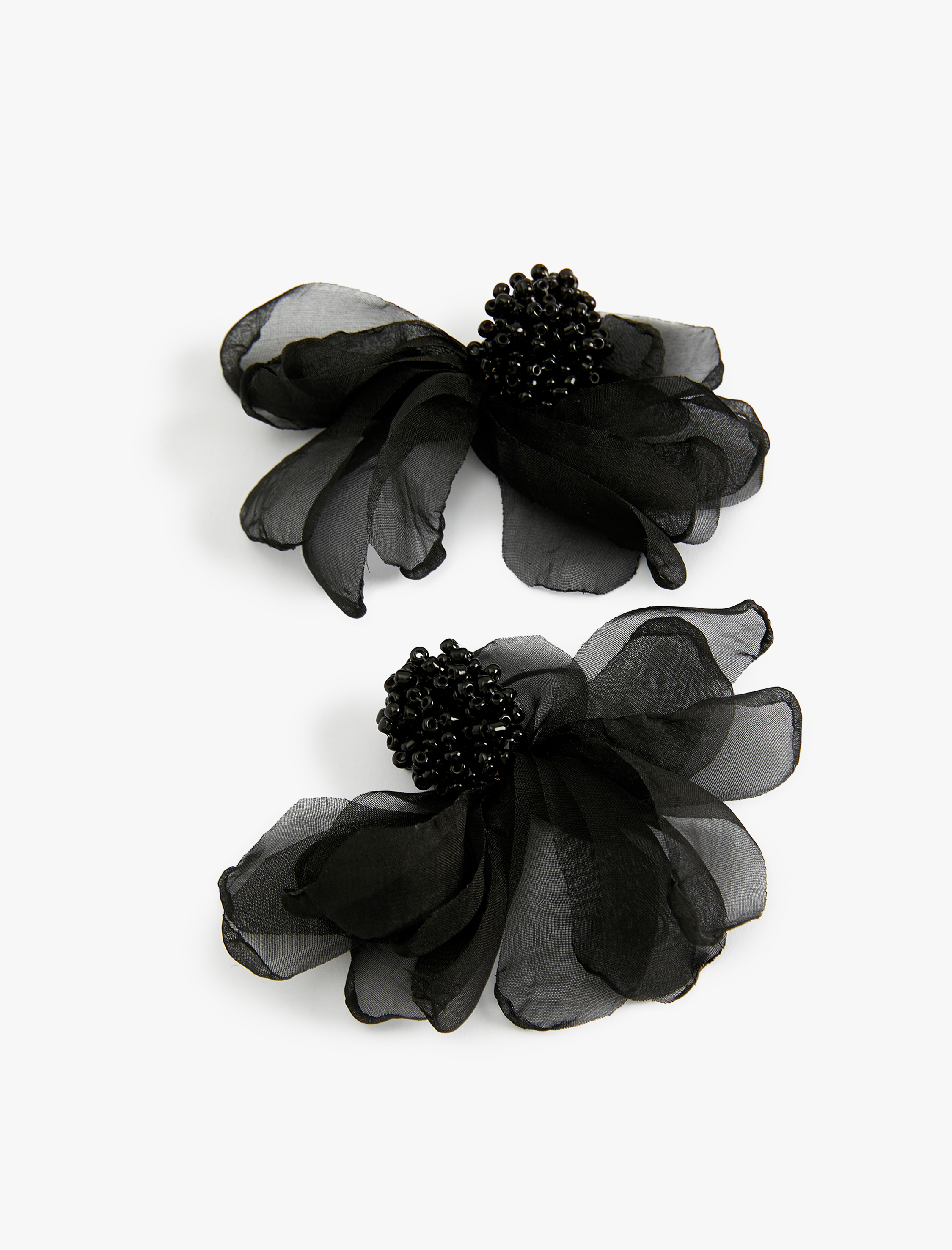  Kadın Boncuklu Hacimli Küpe