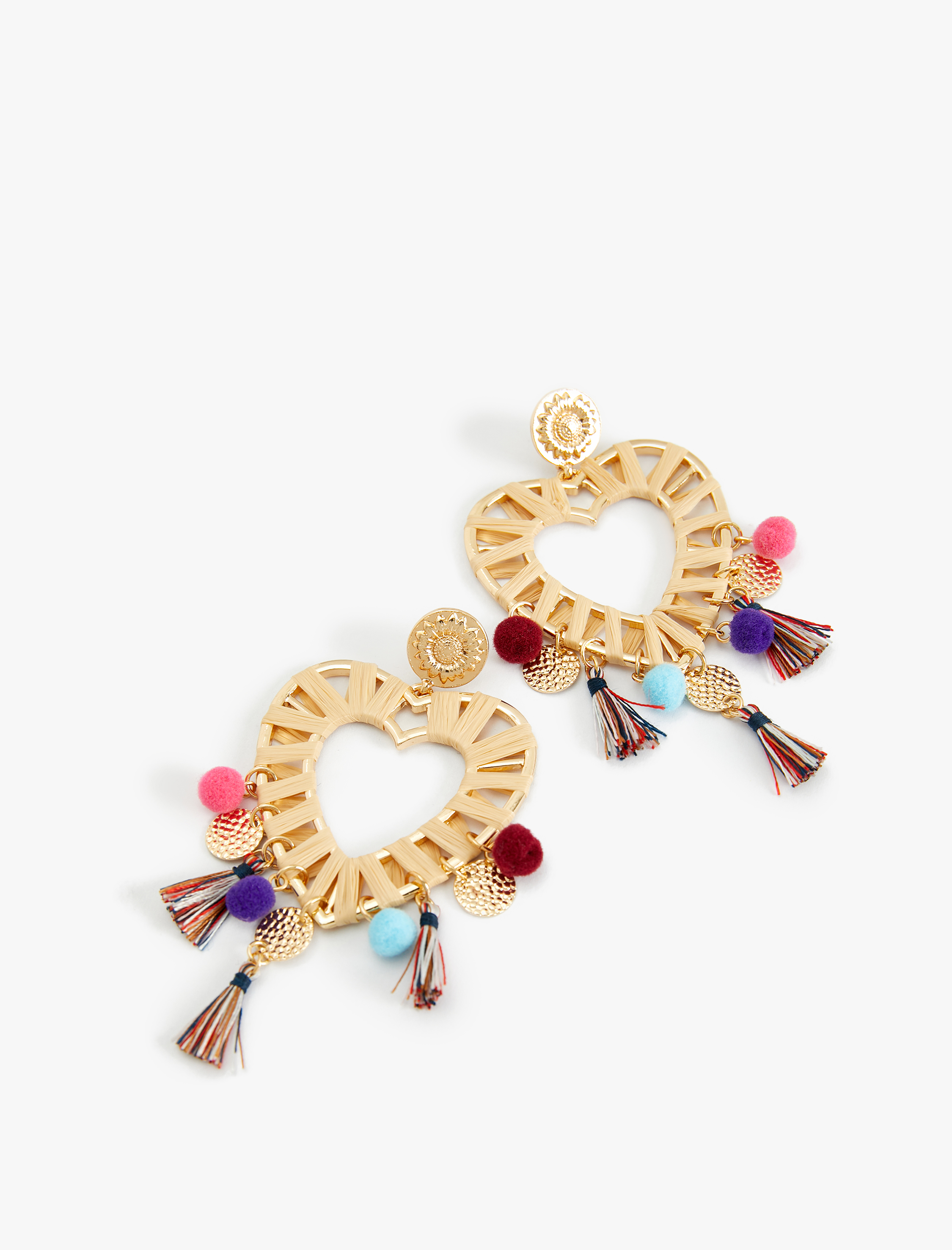 Kadın Sallantılı Charm Detaylı Kalp Küpe