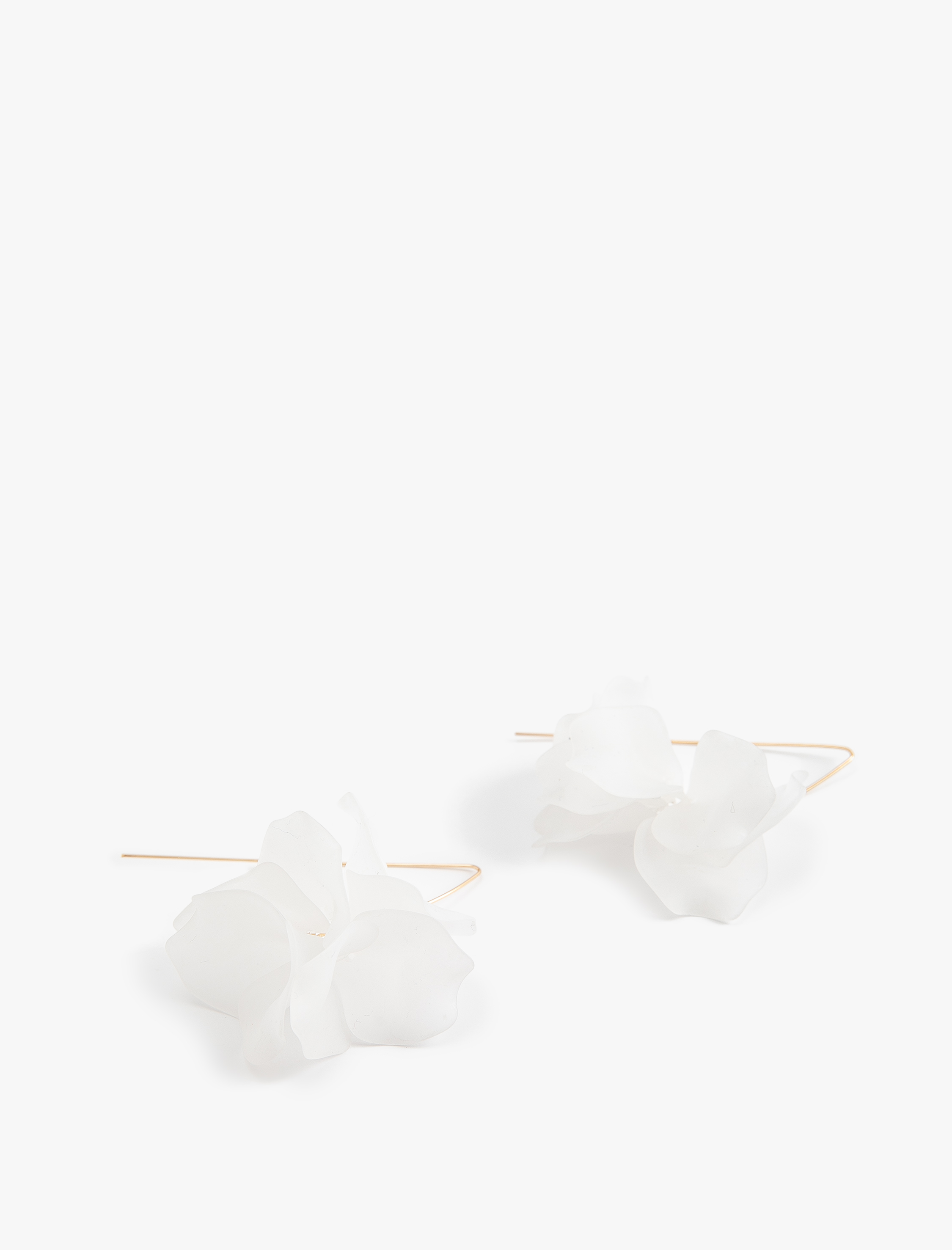  Kadın Çiçekli Hacimli Küpe Büyük Boy