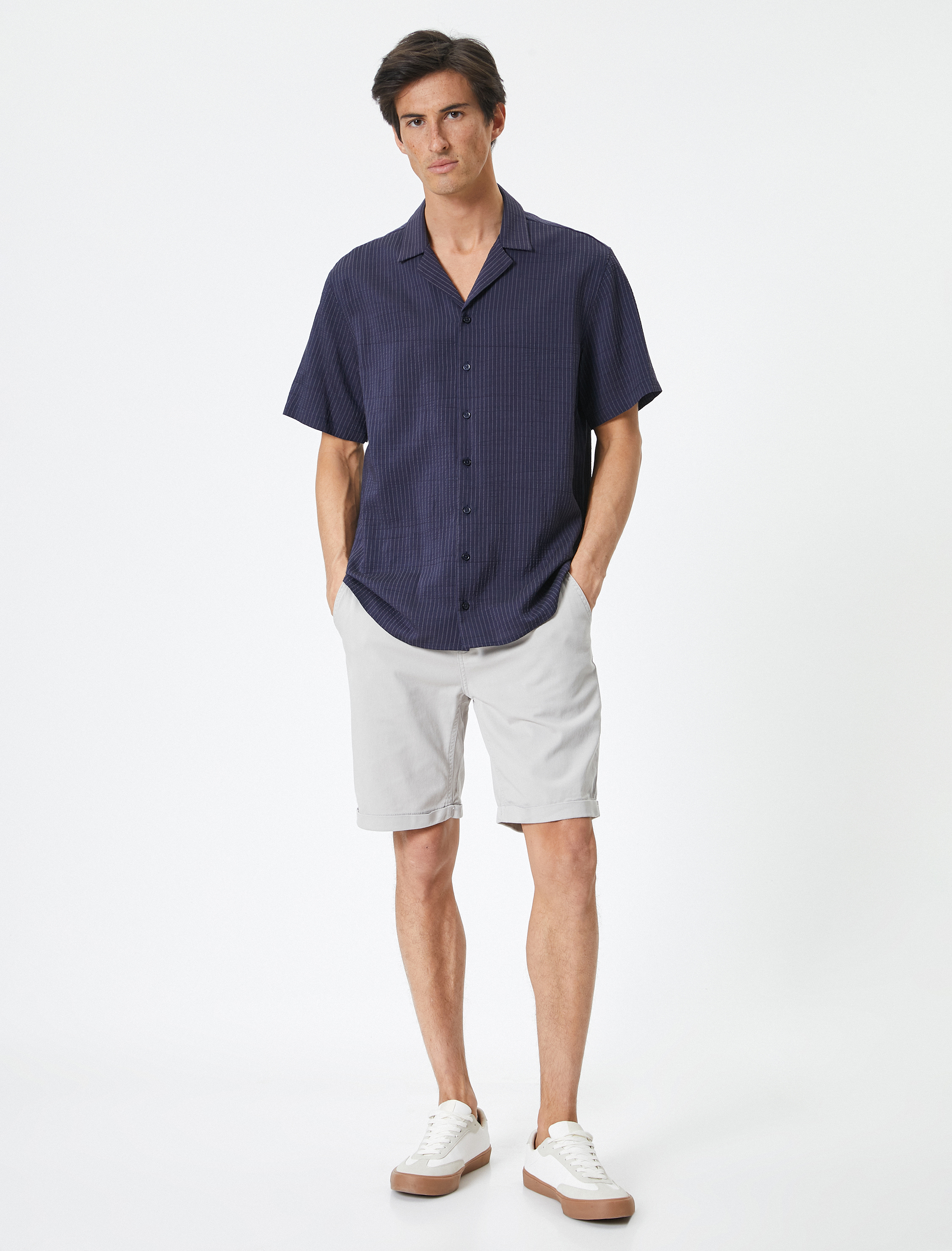   Kumaş Şort Bermuda Chino Slim Fit Düğmeli Cepli Katlı Paça