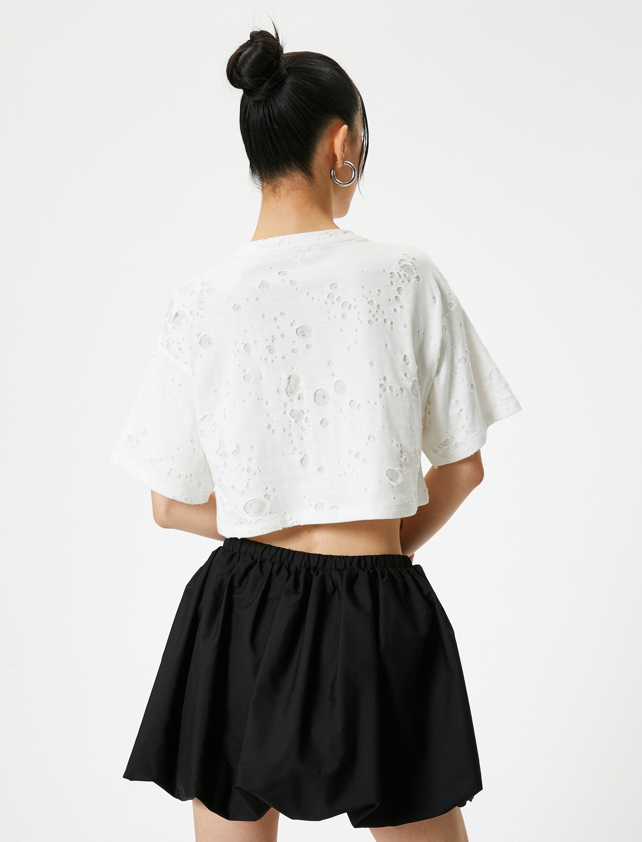   Yıpratılmış Crop Tişört Kısa Kollu Bisiklet Yaka