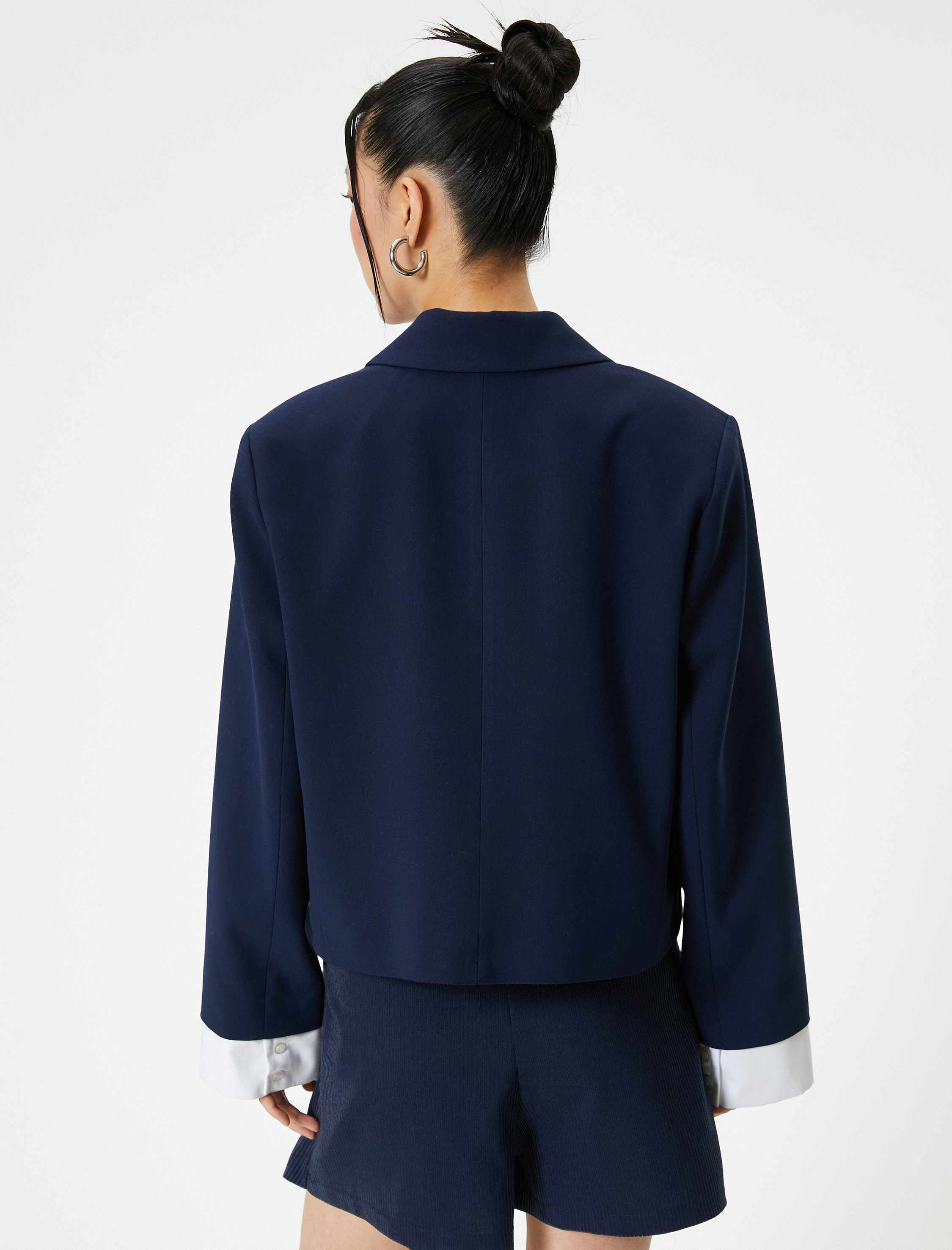   Kısa Blazer Ceket Kruvaze Düğmeli