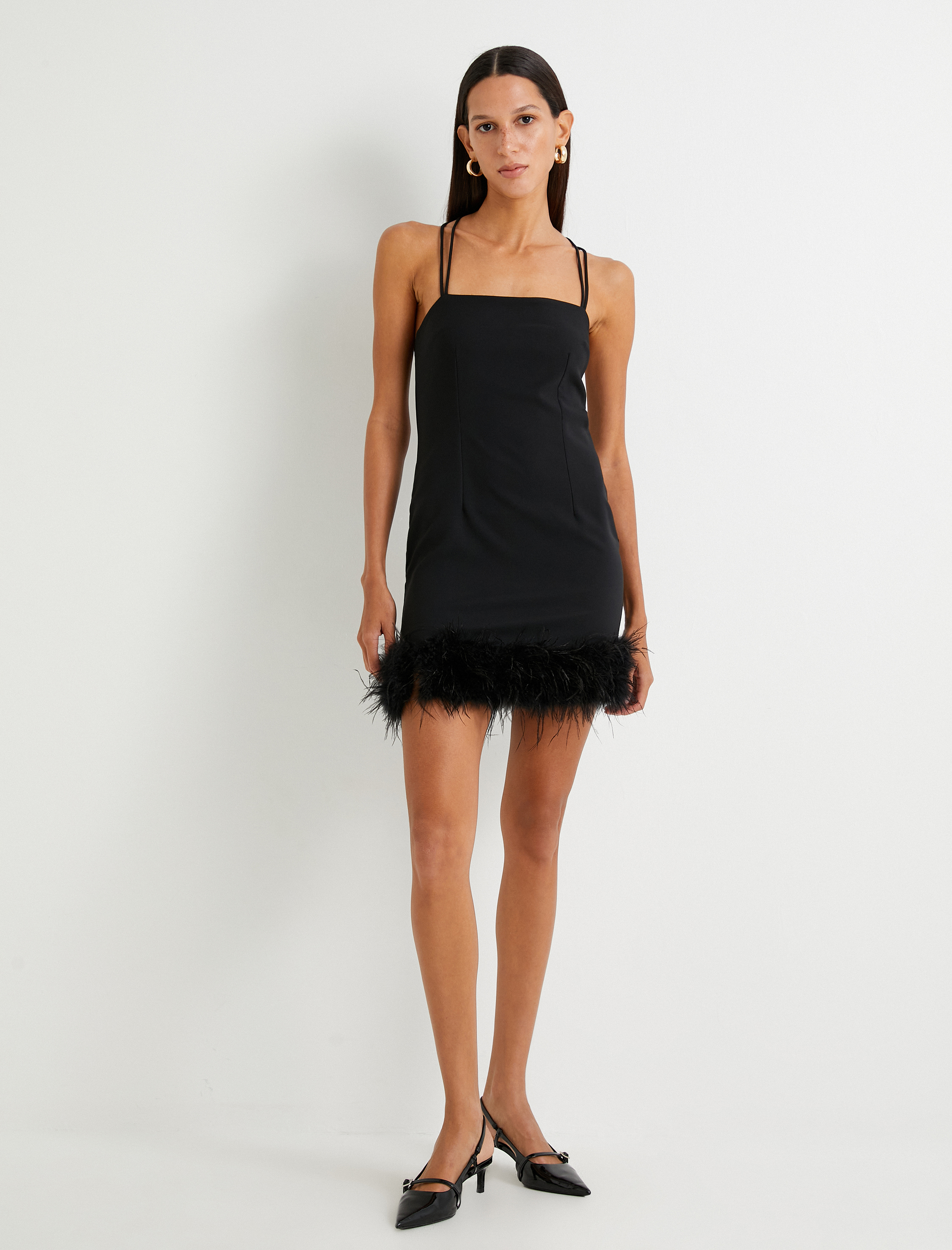   Otriş Detaylı Mini Elbise Arkası Çapraz Askılı Yırtmaçlı