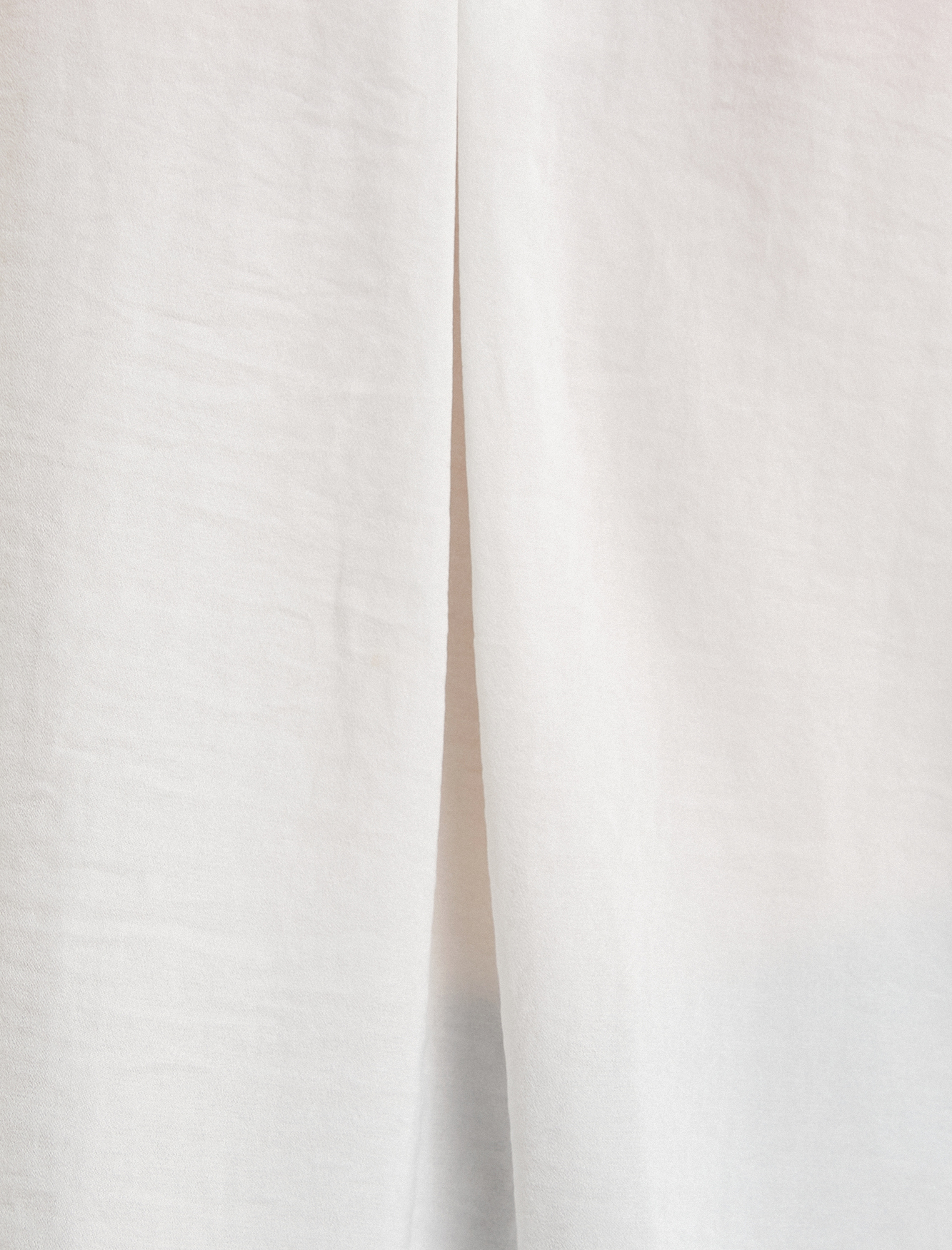   V Yaka Bluz Katlamalı Kollu Regular Fit